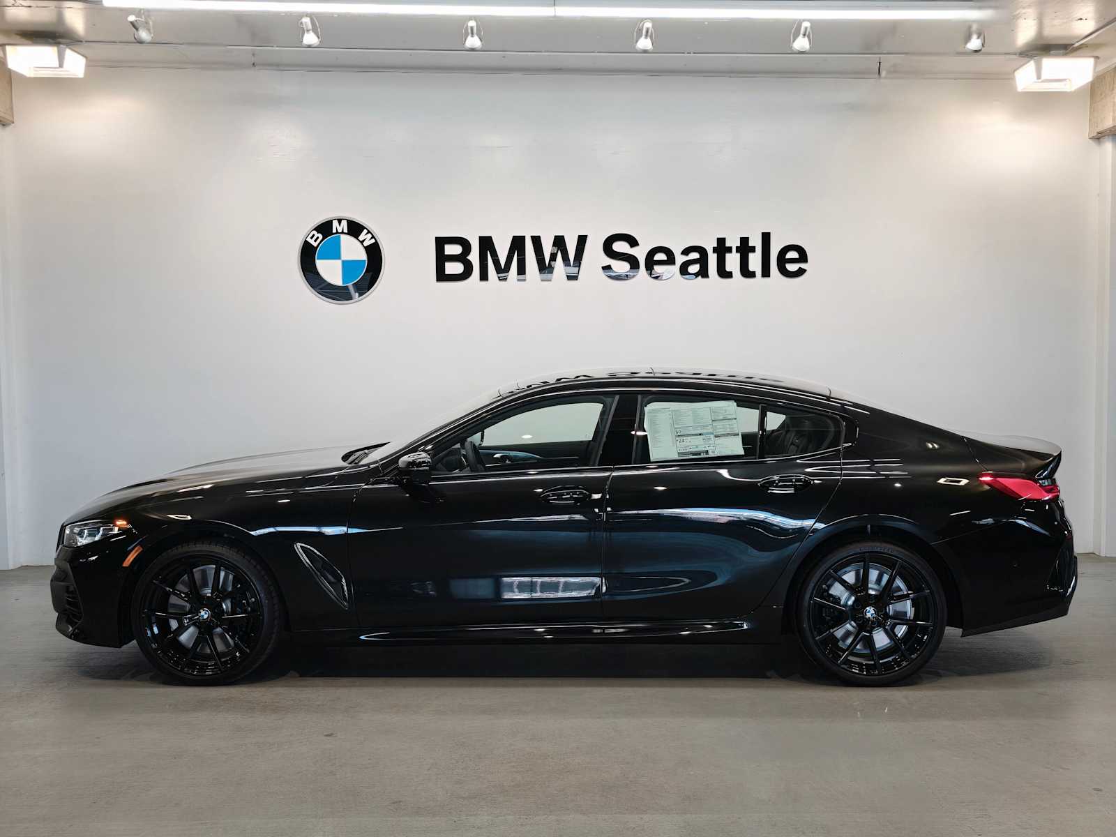 Thumbnail: 2026 BMW 8 Series - 3