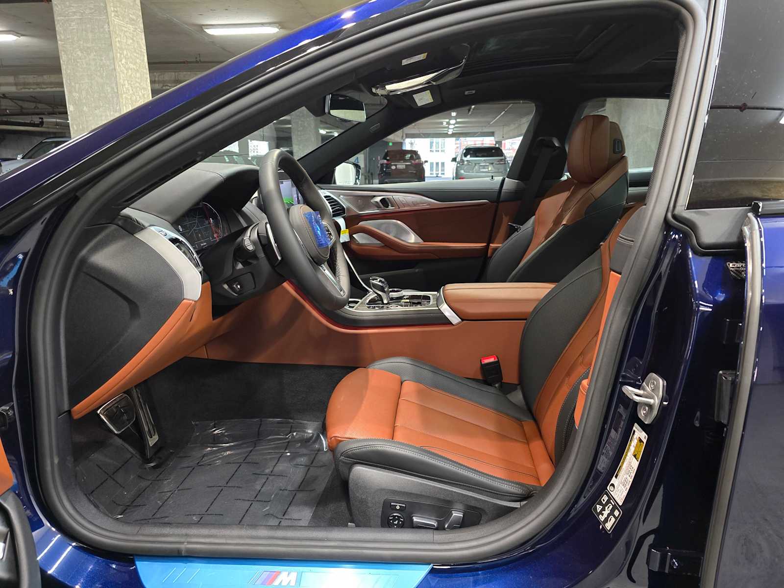 Thumbnail: 2026 BMW 8 Series - 25