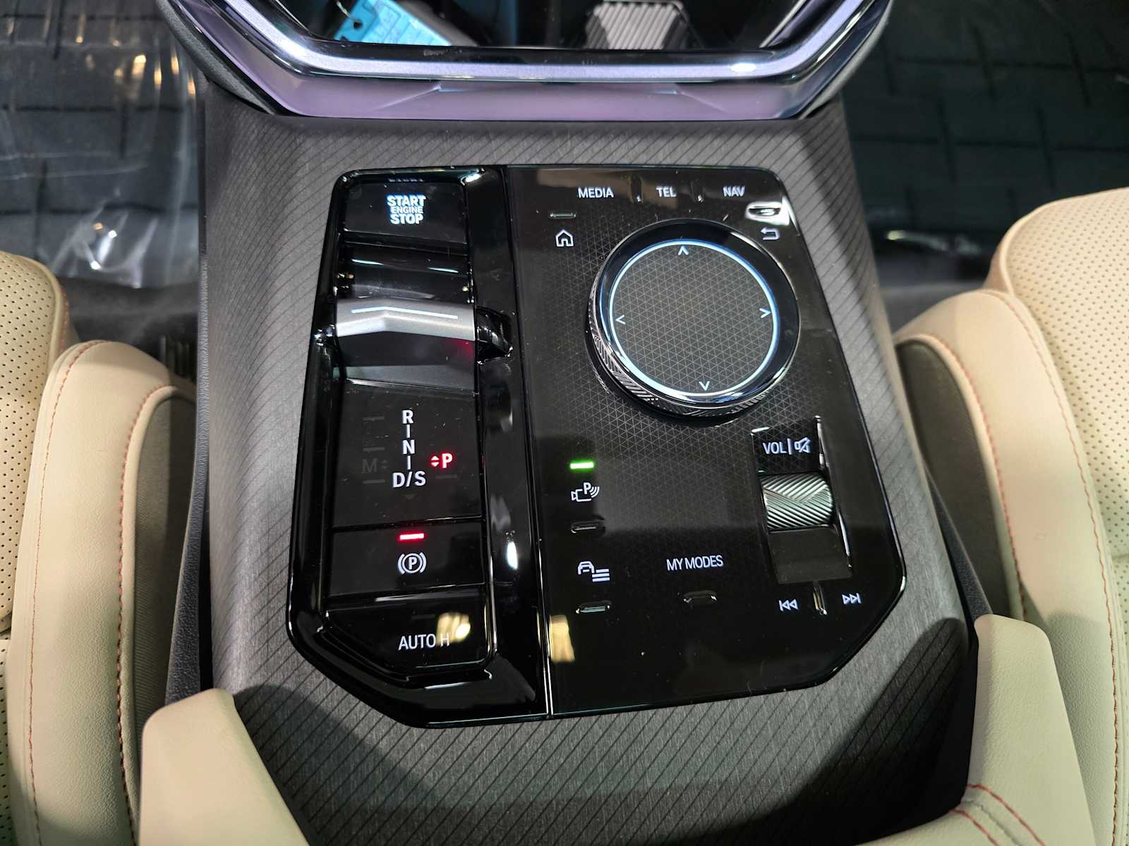 Thumbnail: 2026 BMW X3 - 21