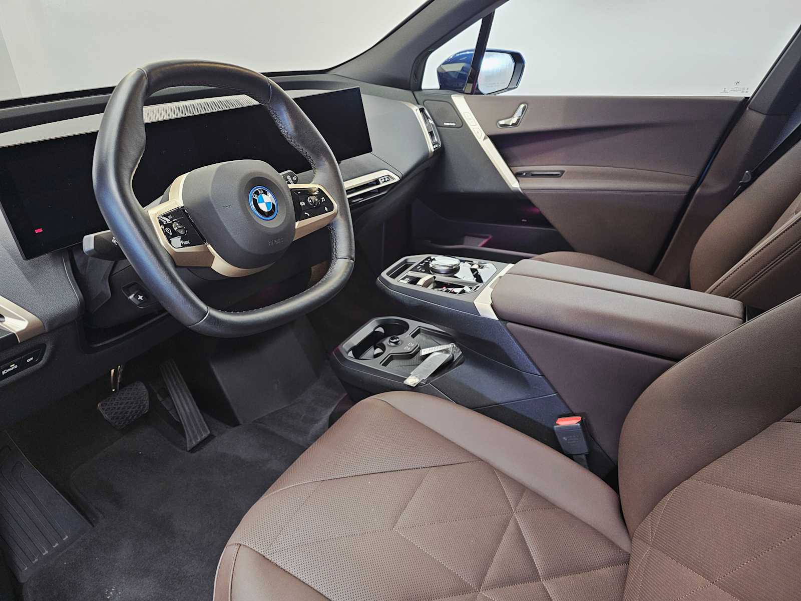 Thumbnail: 2025 BMW iX - 2