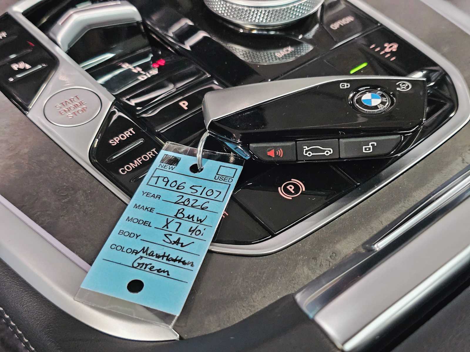 Thumbnail: 2026 BMW X7 - 30