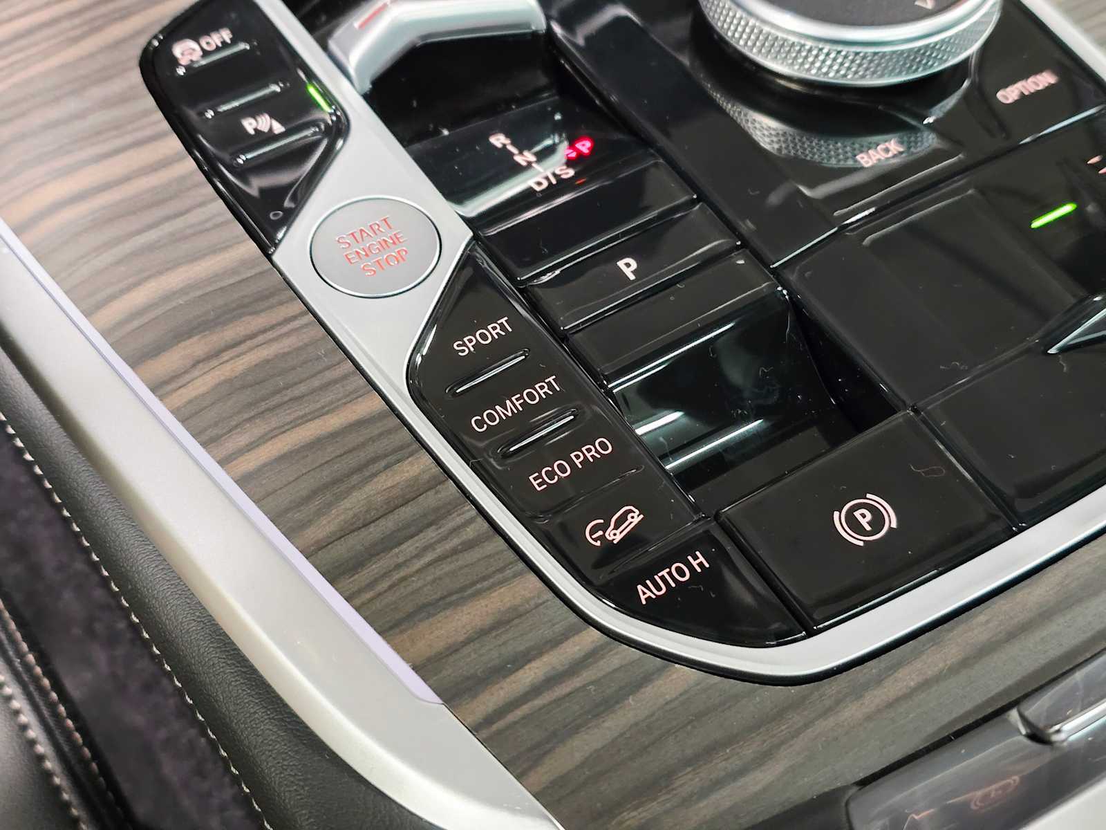 Thumbnail: 2026 BMW X7 - 17