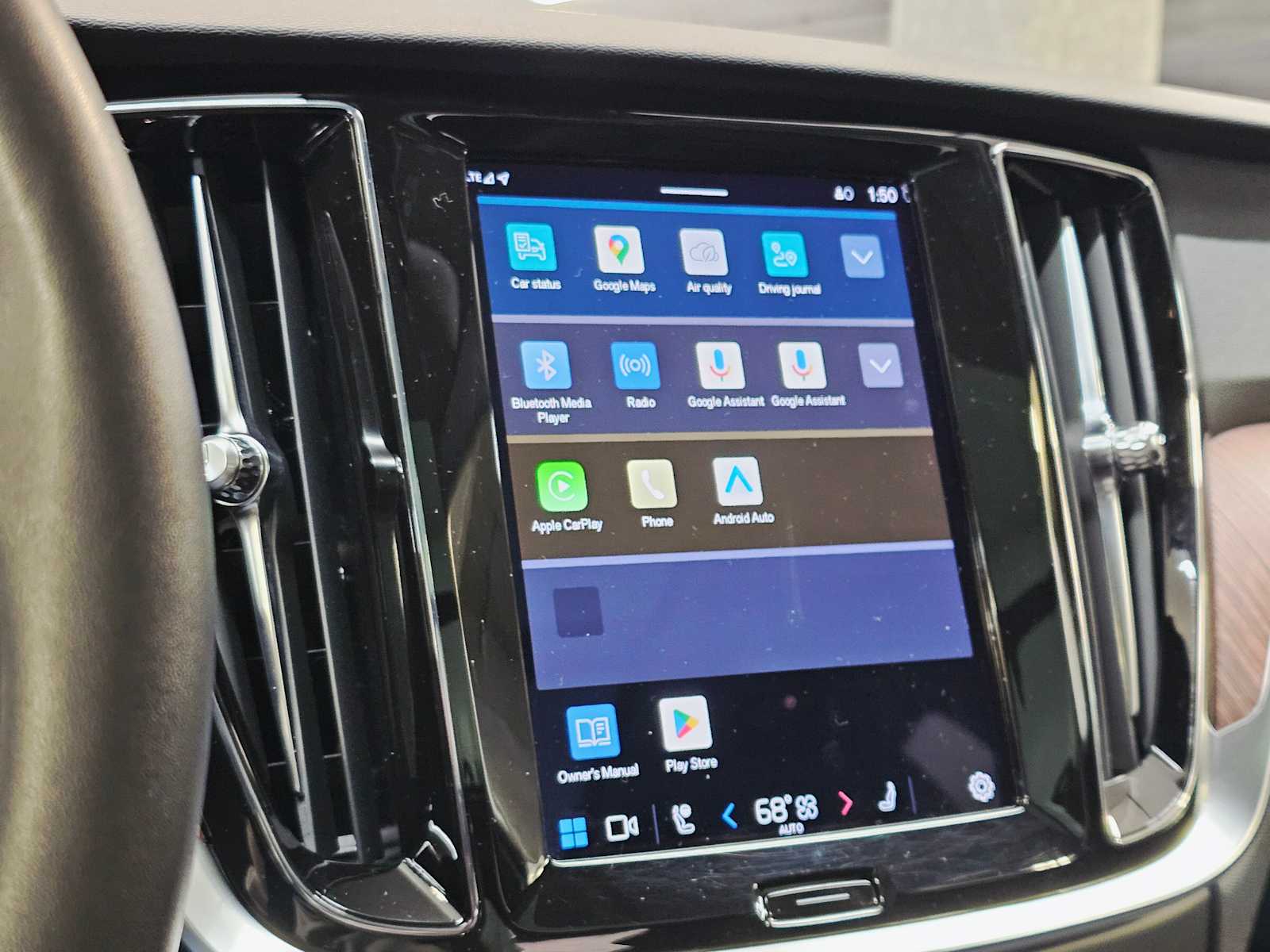 Thumbnail: 2023 Volvo S60 - 14