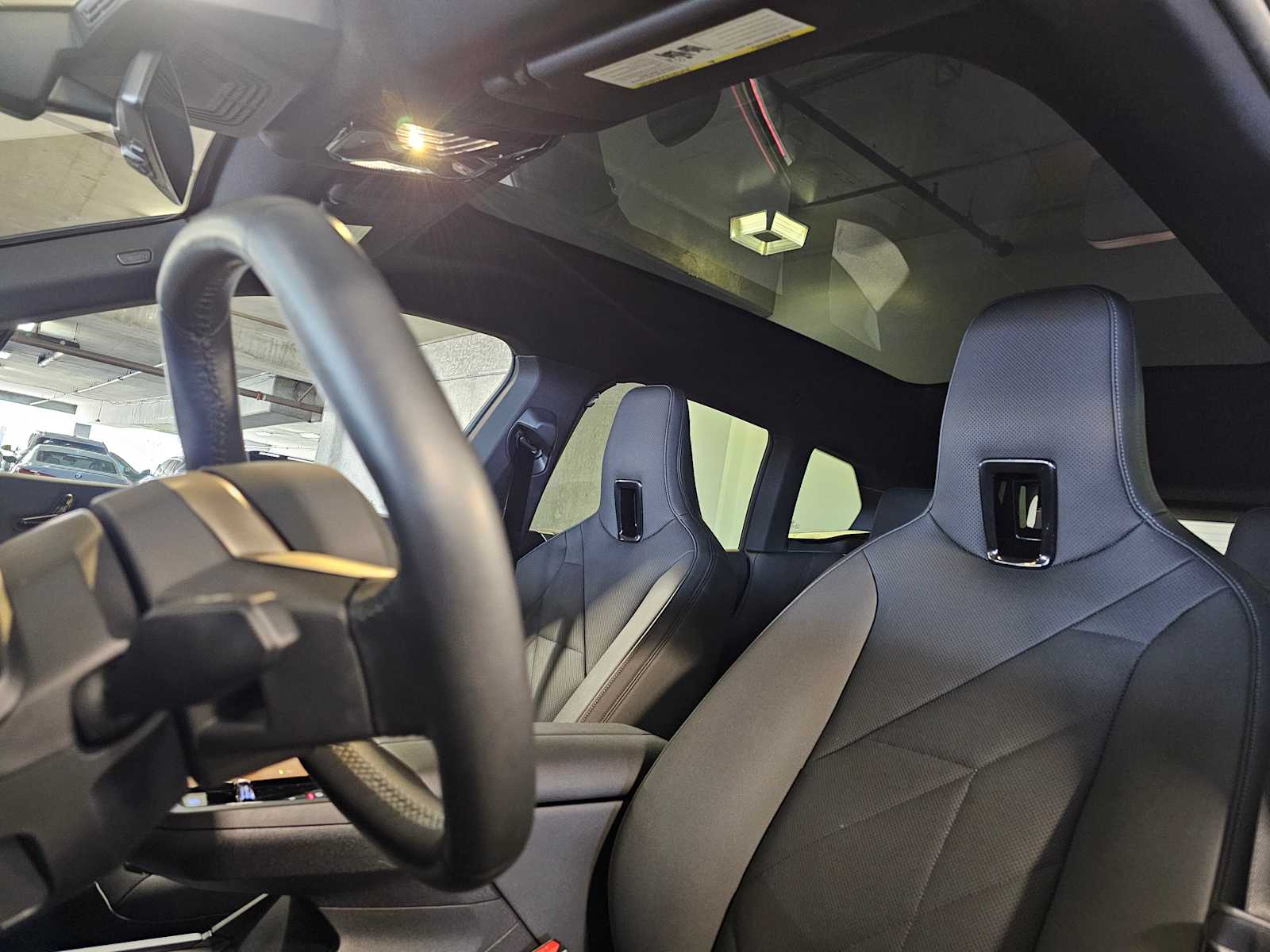 Thumbnail: 2023 BMW iX - 32