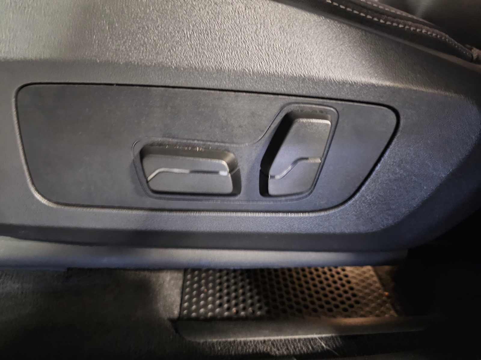 Thumbnail: 2025 BMW X1 - 27