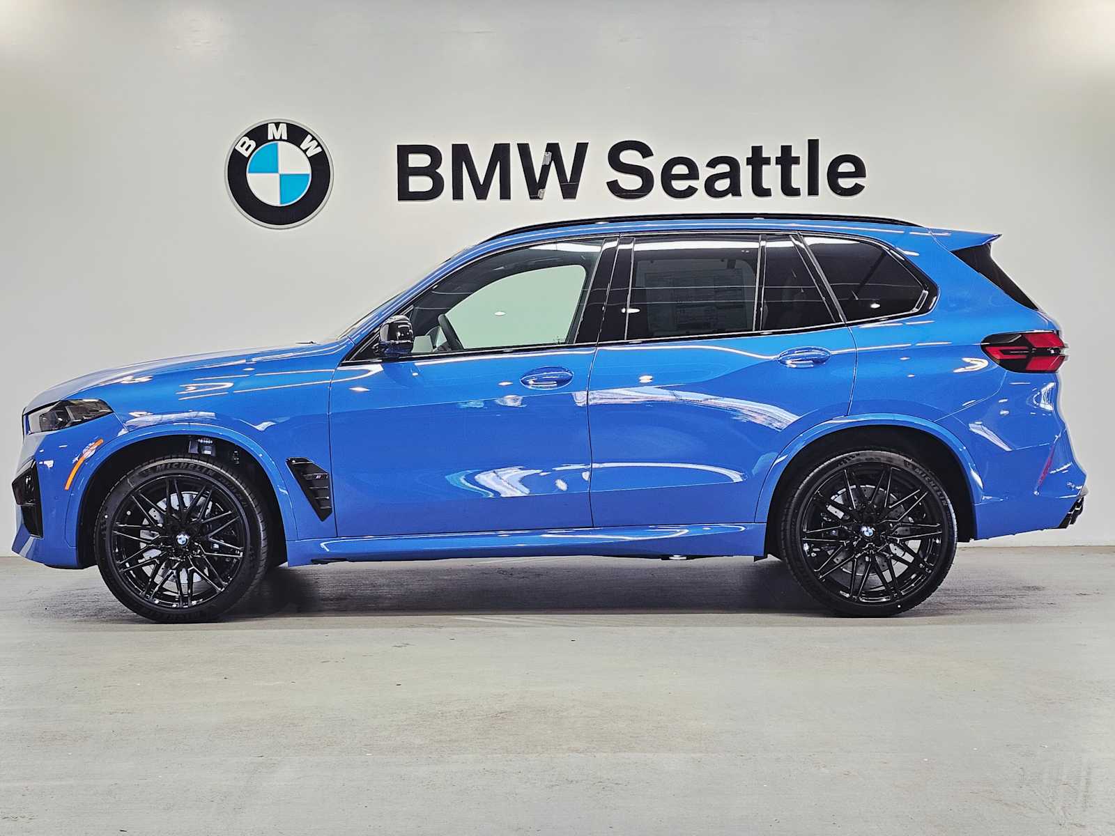 Thumbnail: 2026 BMW X5 - 3