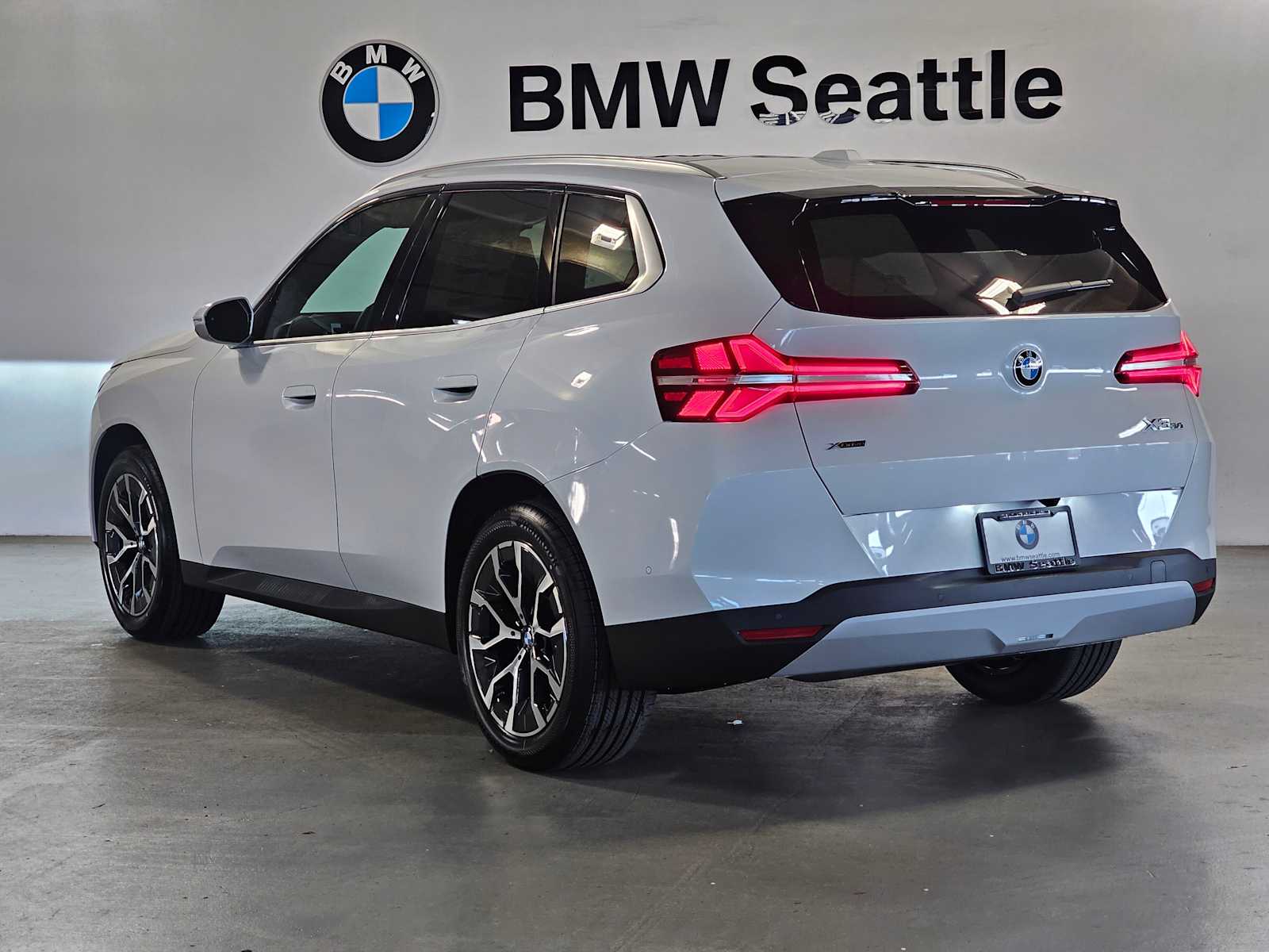 Thumbnail: 2026 BMW X3 - 3