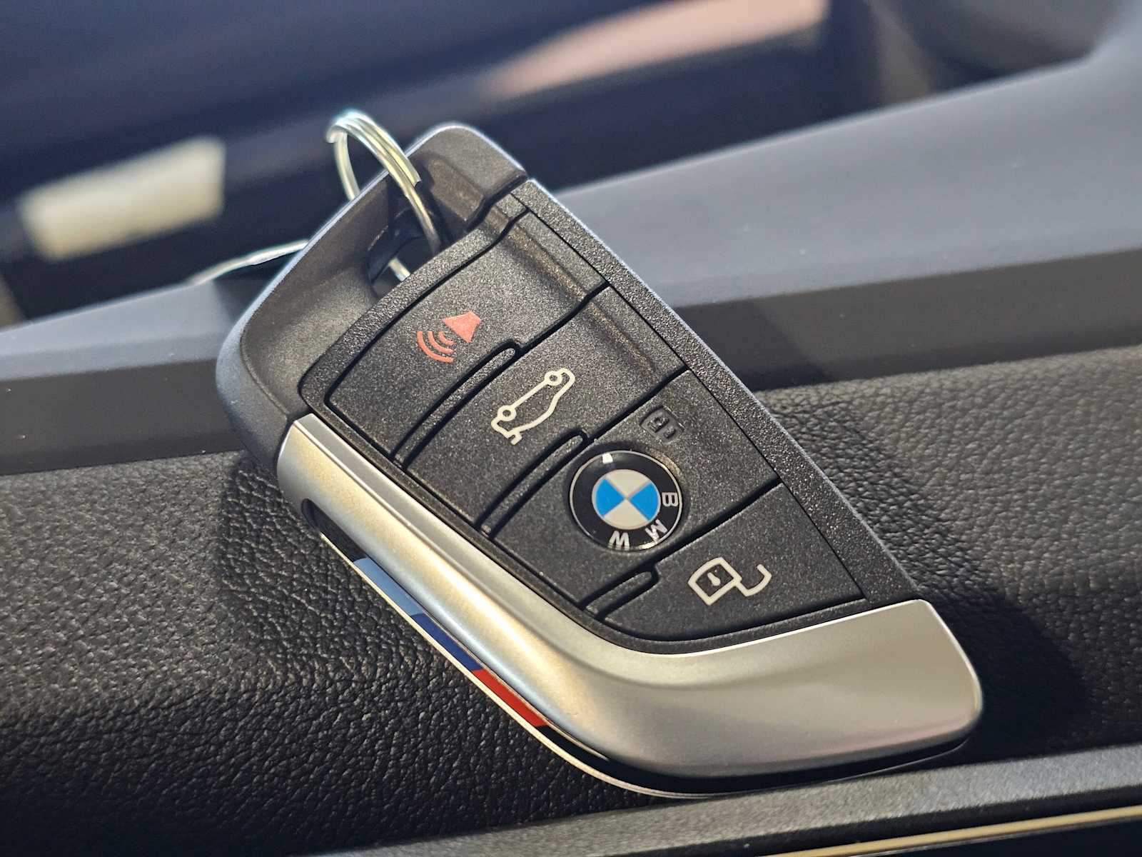 Thumbnail: 2026 BMW i4 - 43