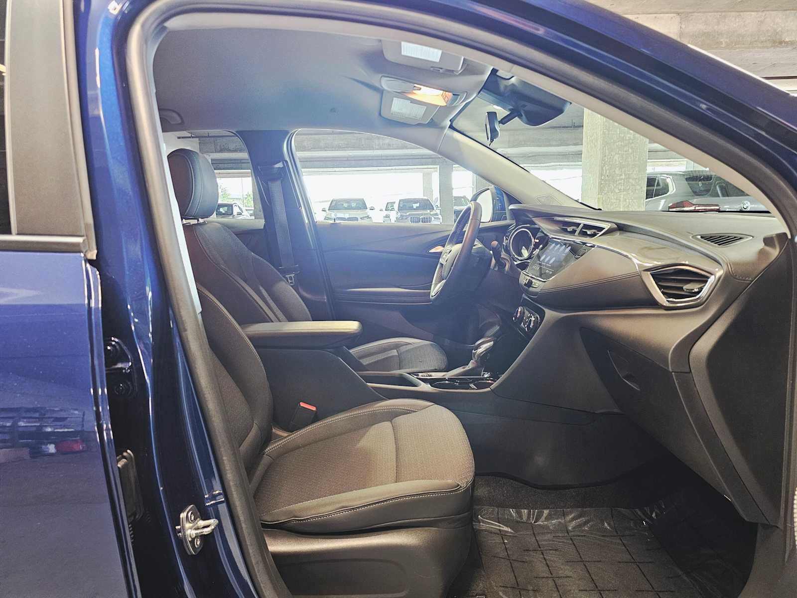 Thumbnail: 2022 Buick Encore GX - 27