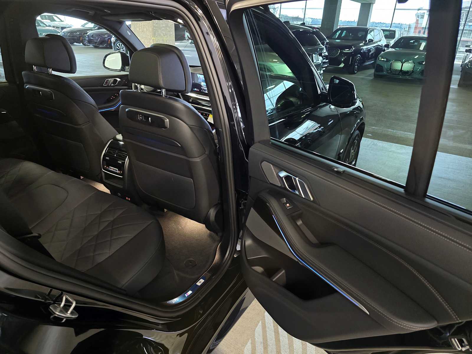 Thumbnail: 2026 BMW X5 - 30