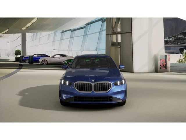 Thumbnail: 2026 BMW 5 Series - 3