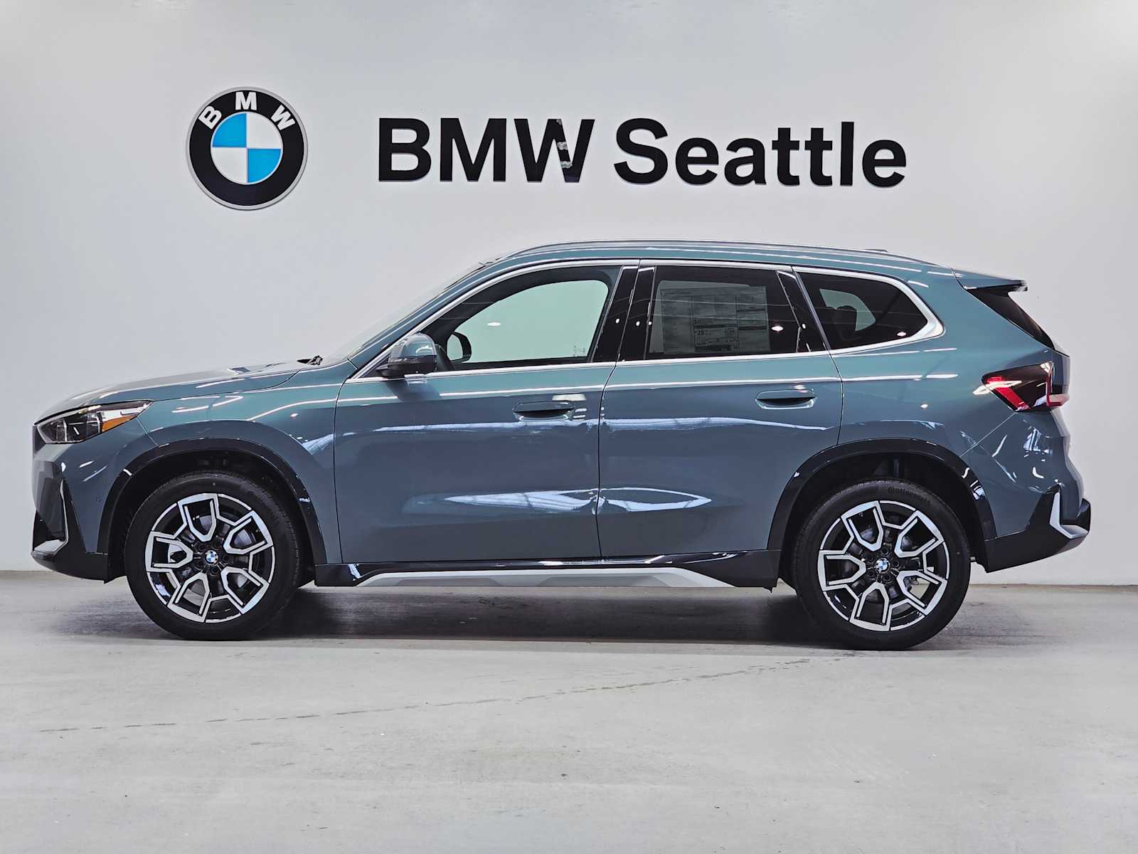 Thumbnail: 2026 BMW X1 - 3