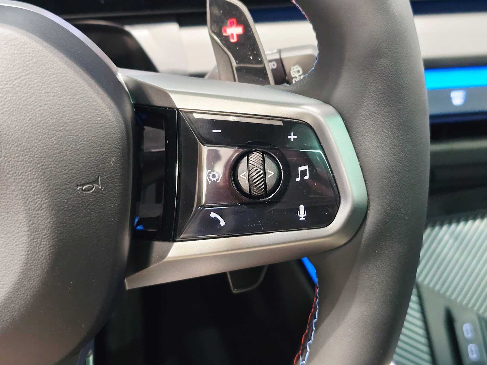 Thumbnail: 2025 BMW X3 - 19