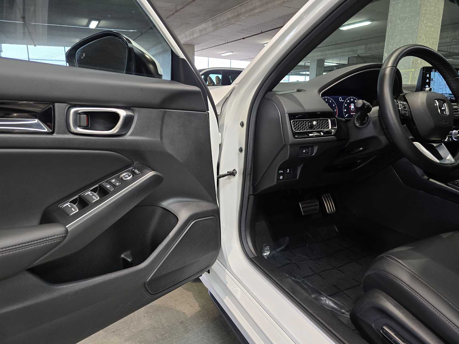 Thumbnail: 2024 Honda Civic - 25