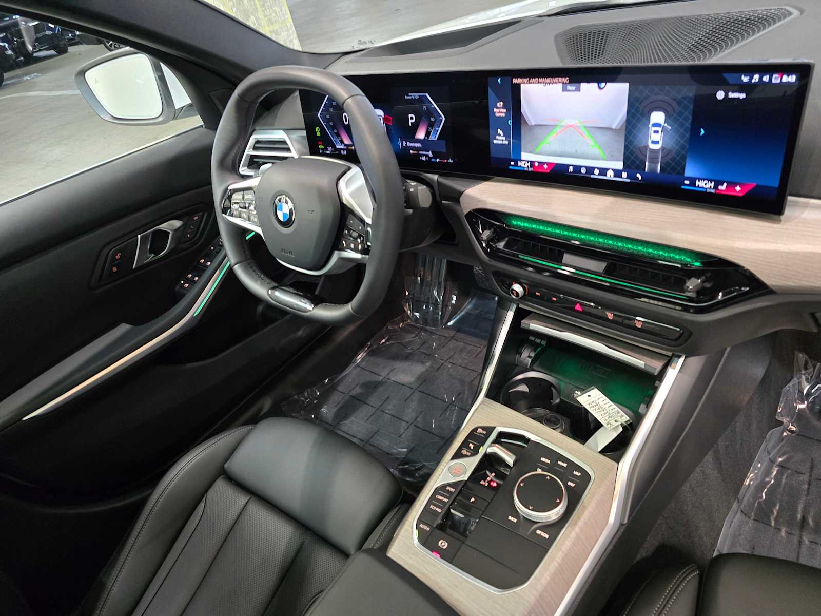 Thumbnail: 2025 BMW 3 Series - 32