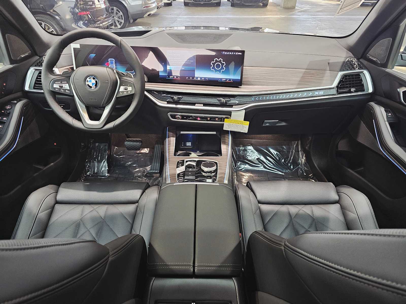 Thumbnail: 2026 BMW X5 - 10