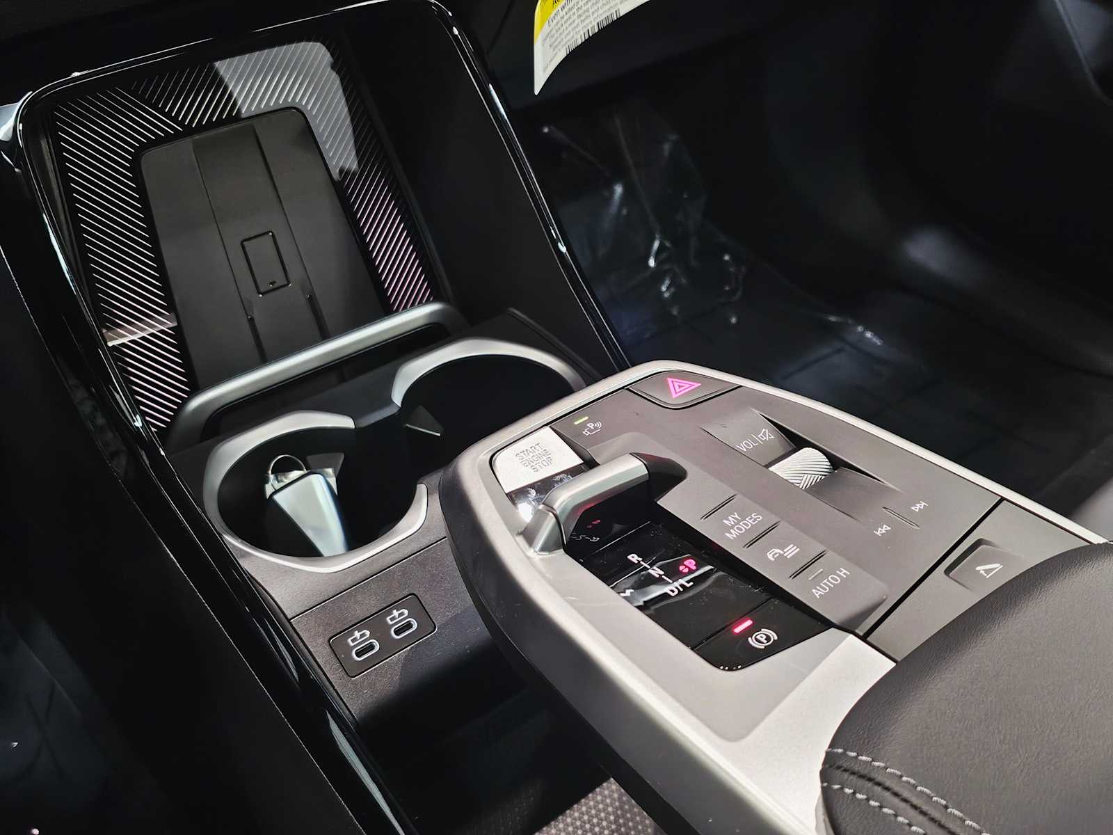 Thumbnail: 2025 BMW X1 - 17