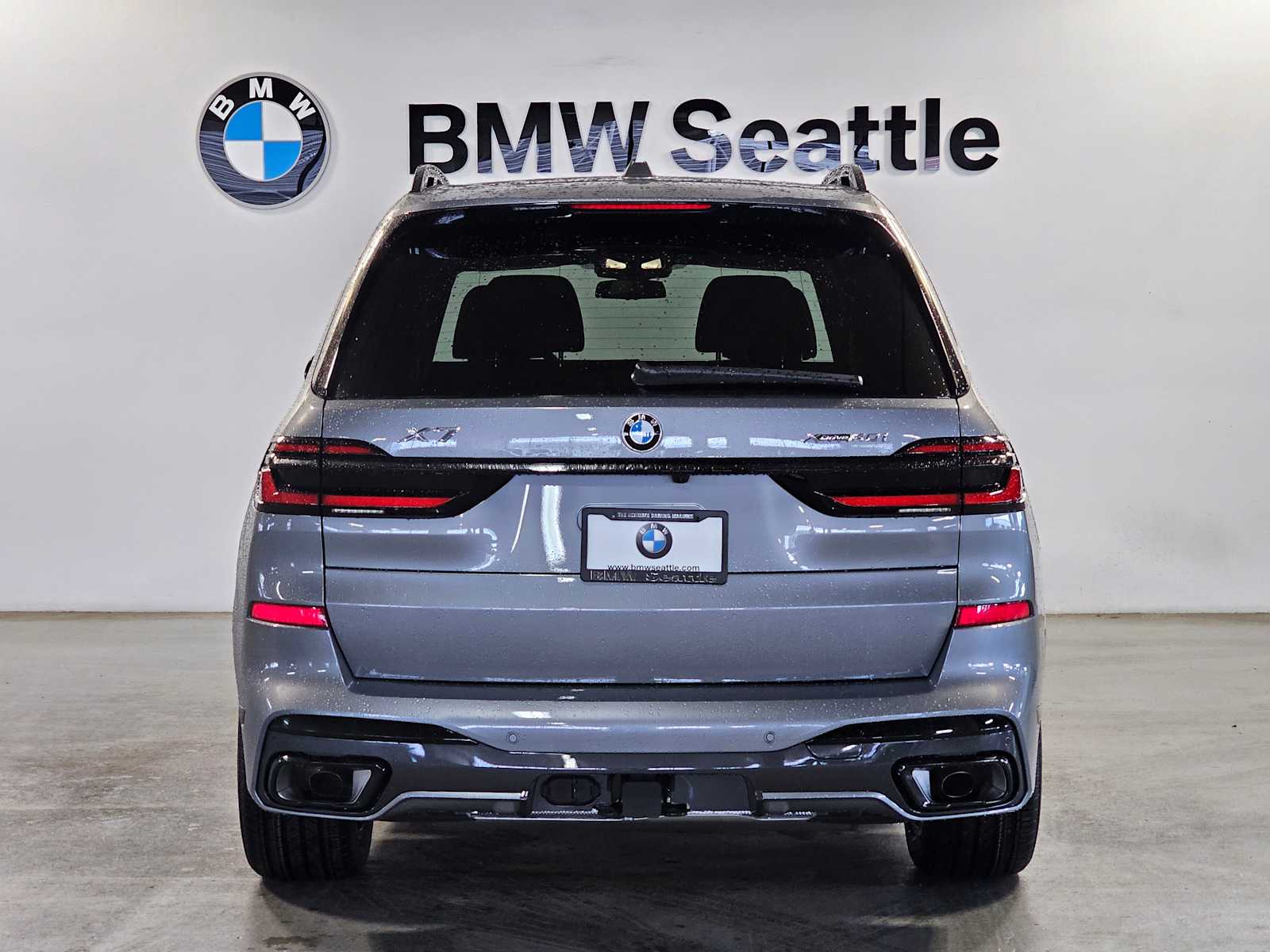 Thumbnail: 2026 BMW X7 - 5