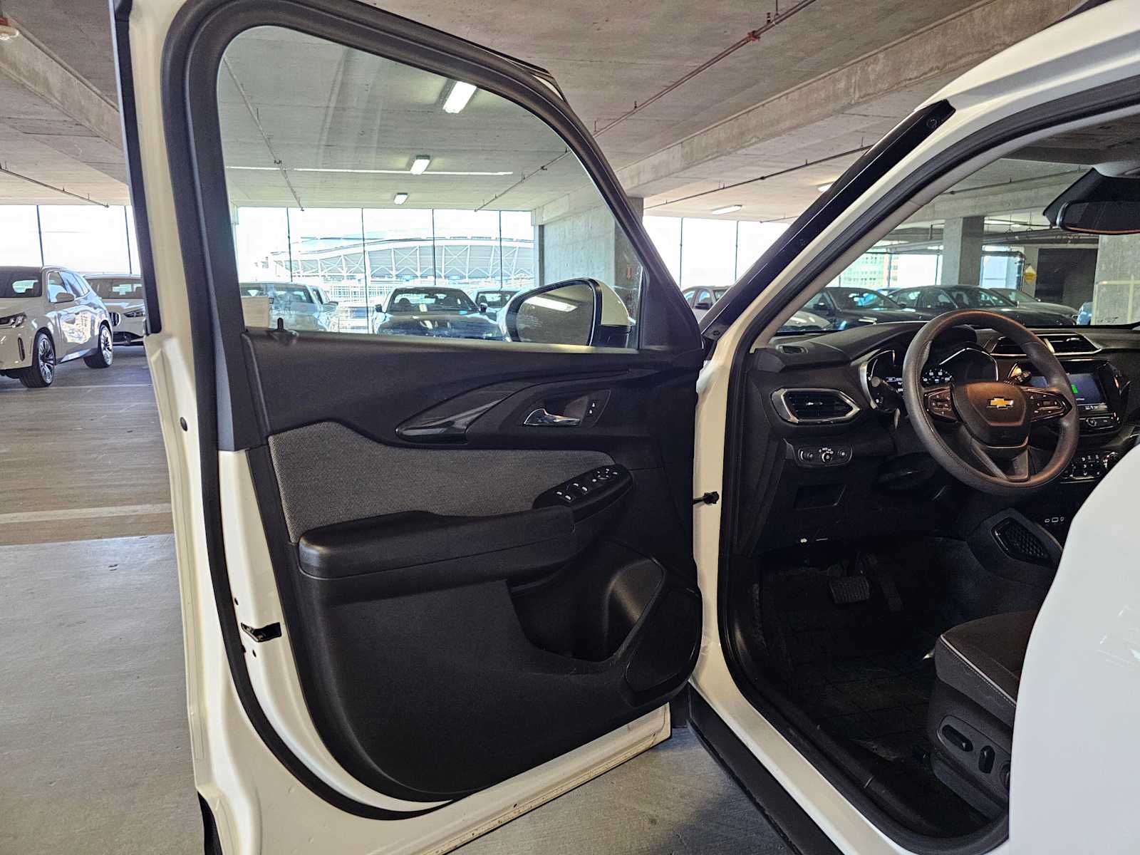 Thumbnail: 2022 Chevrolet TrailBlazer - 26