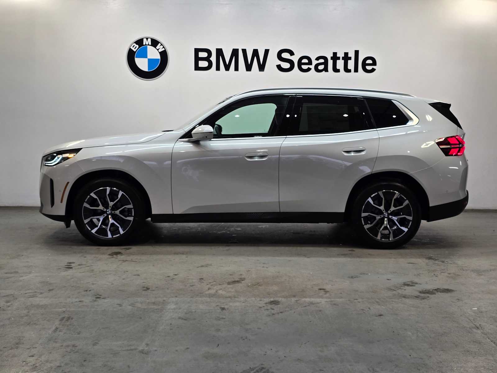 Thumbnail: 2026 BMW X3 - 3