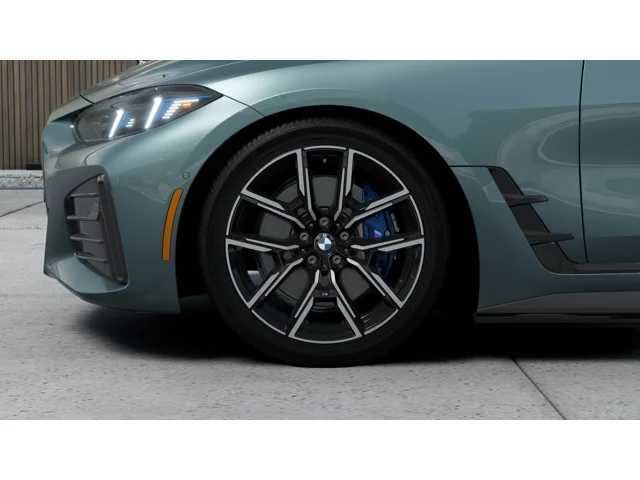Thumbnail: 2026 BMW i4 - 7