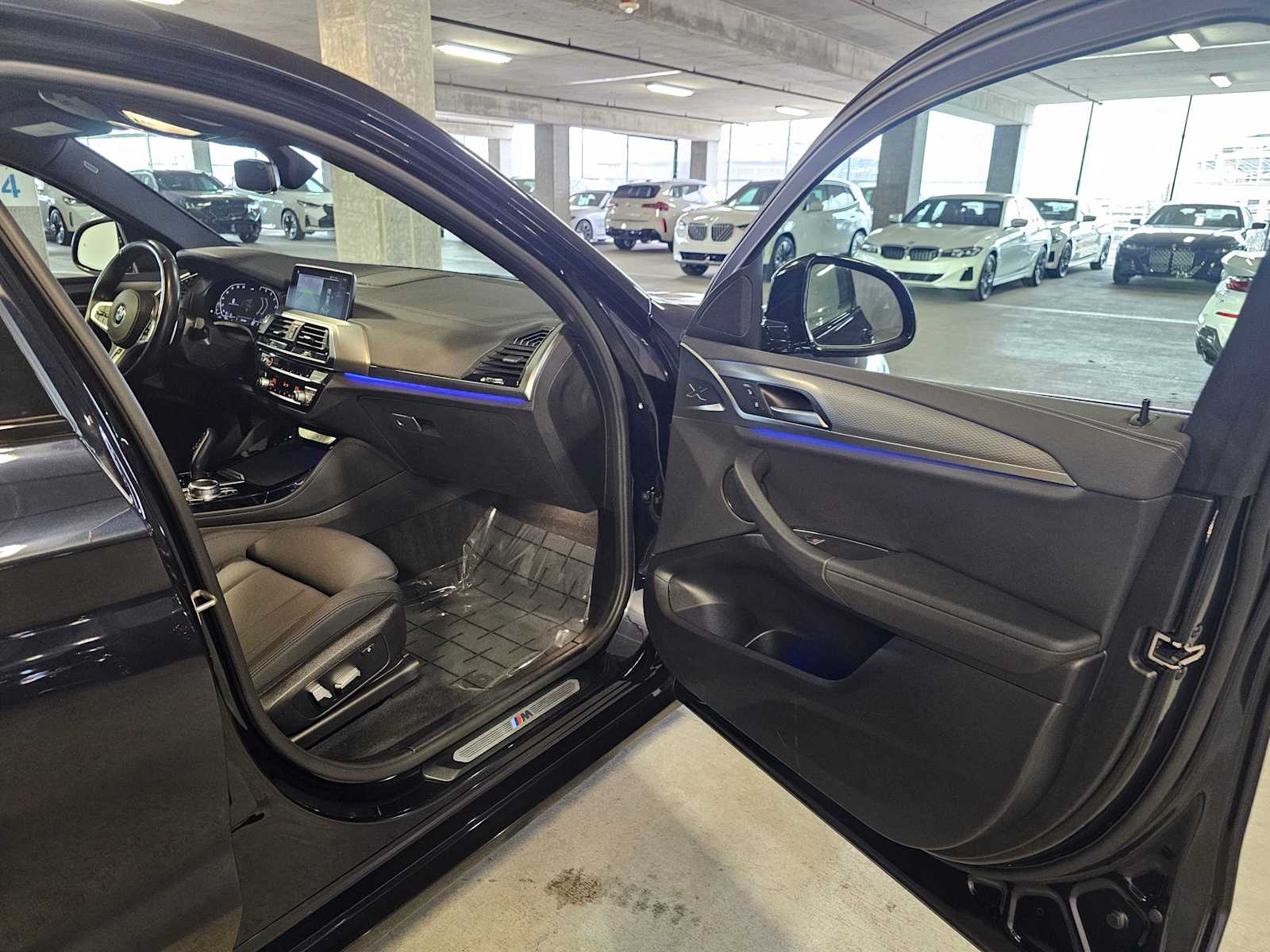 Thumbnail: 2021 BMW X4 - 42