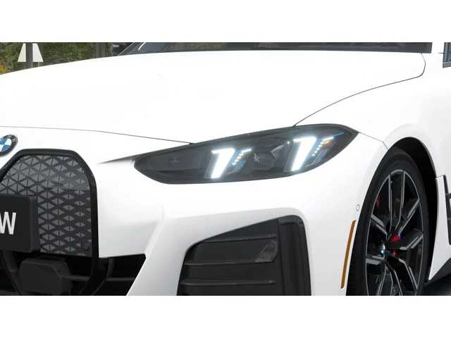 Thumbnail: 2026 BMW i4 - 6