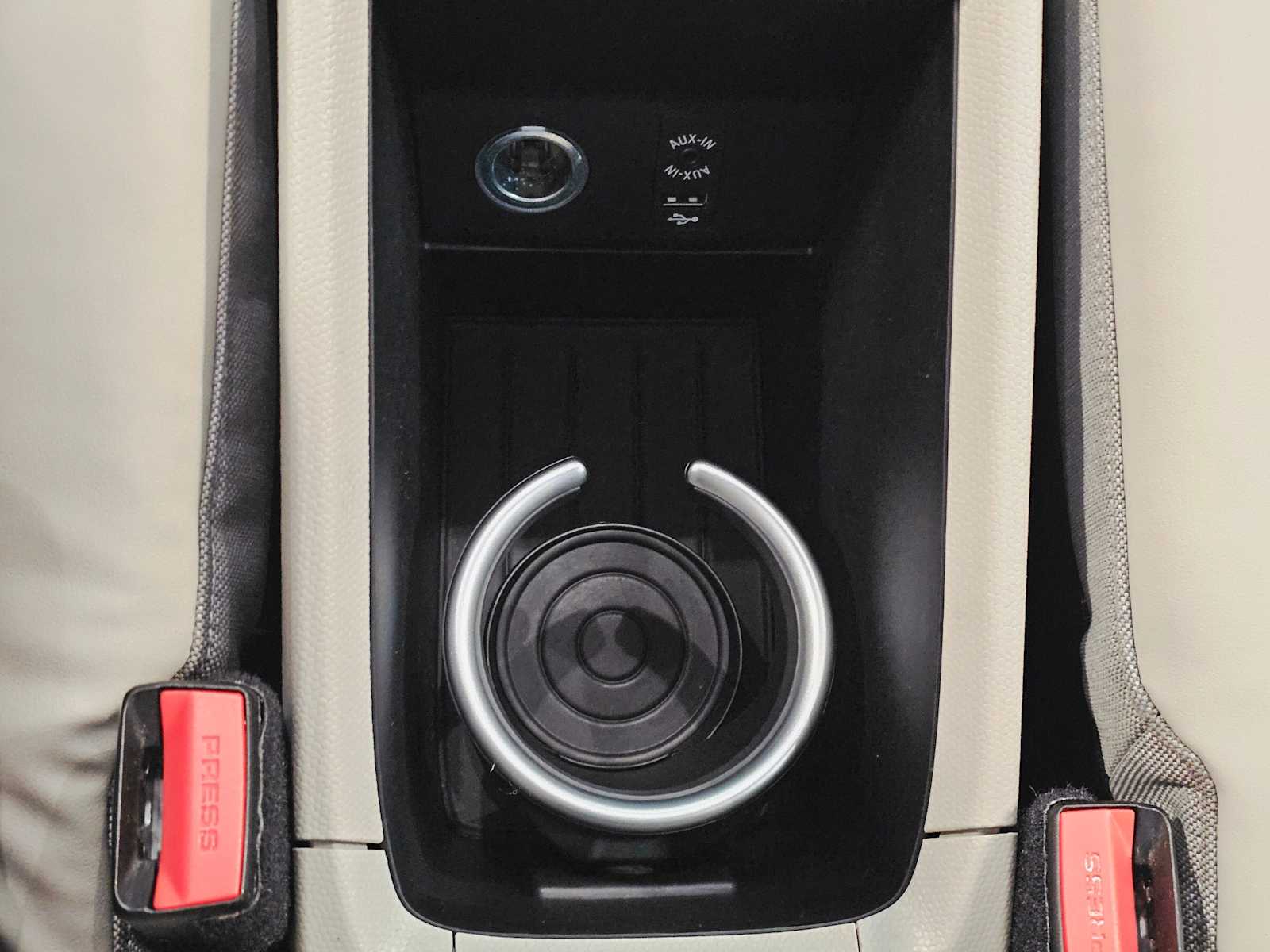 Thumbnail: 2015 BMW i3 - 19