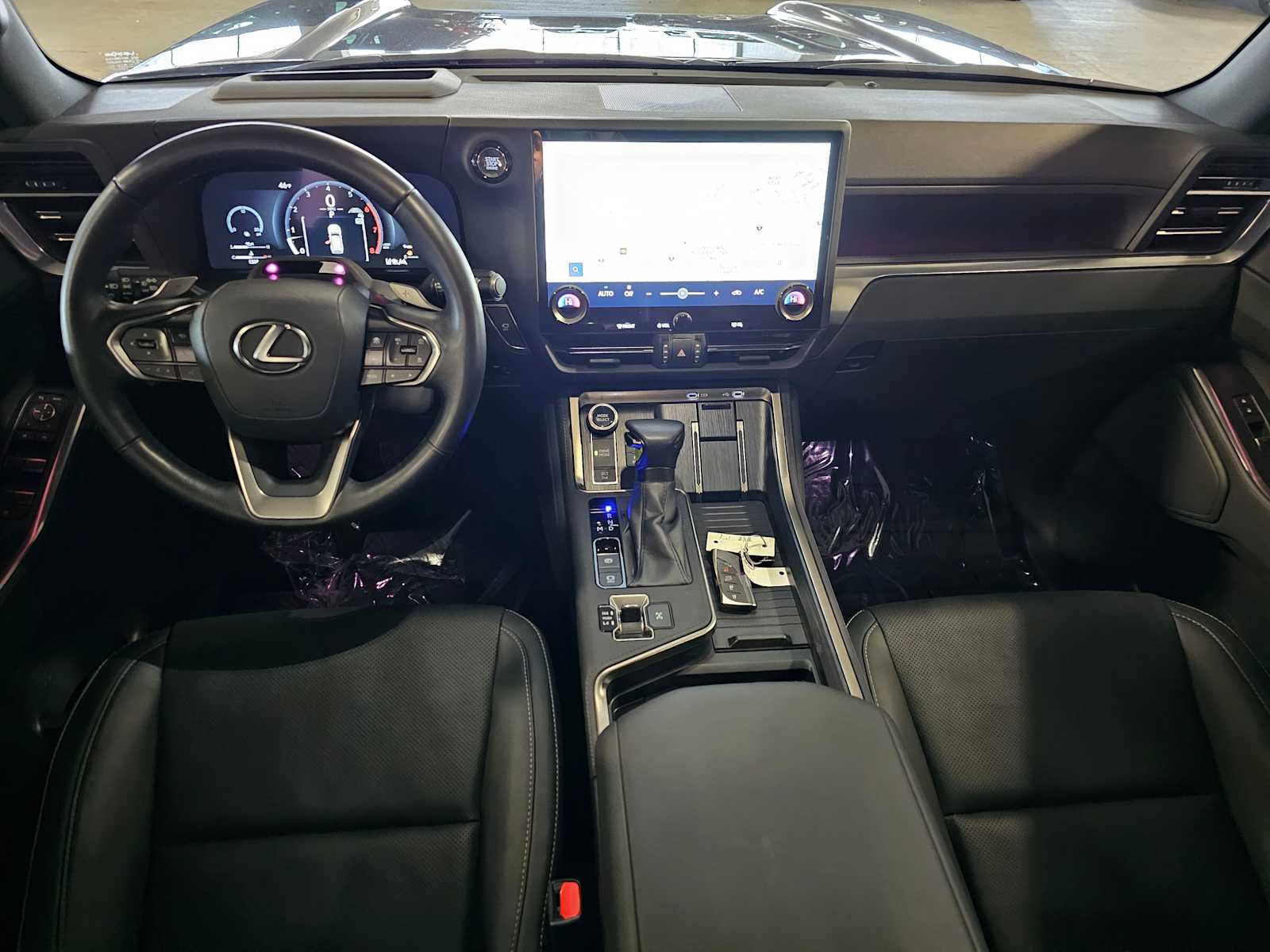 Thumbnail: 2024 Lexus GX - 10