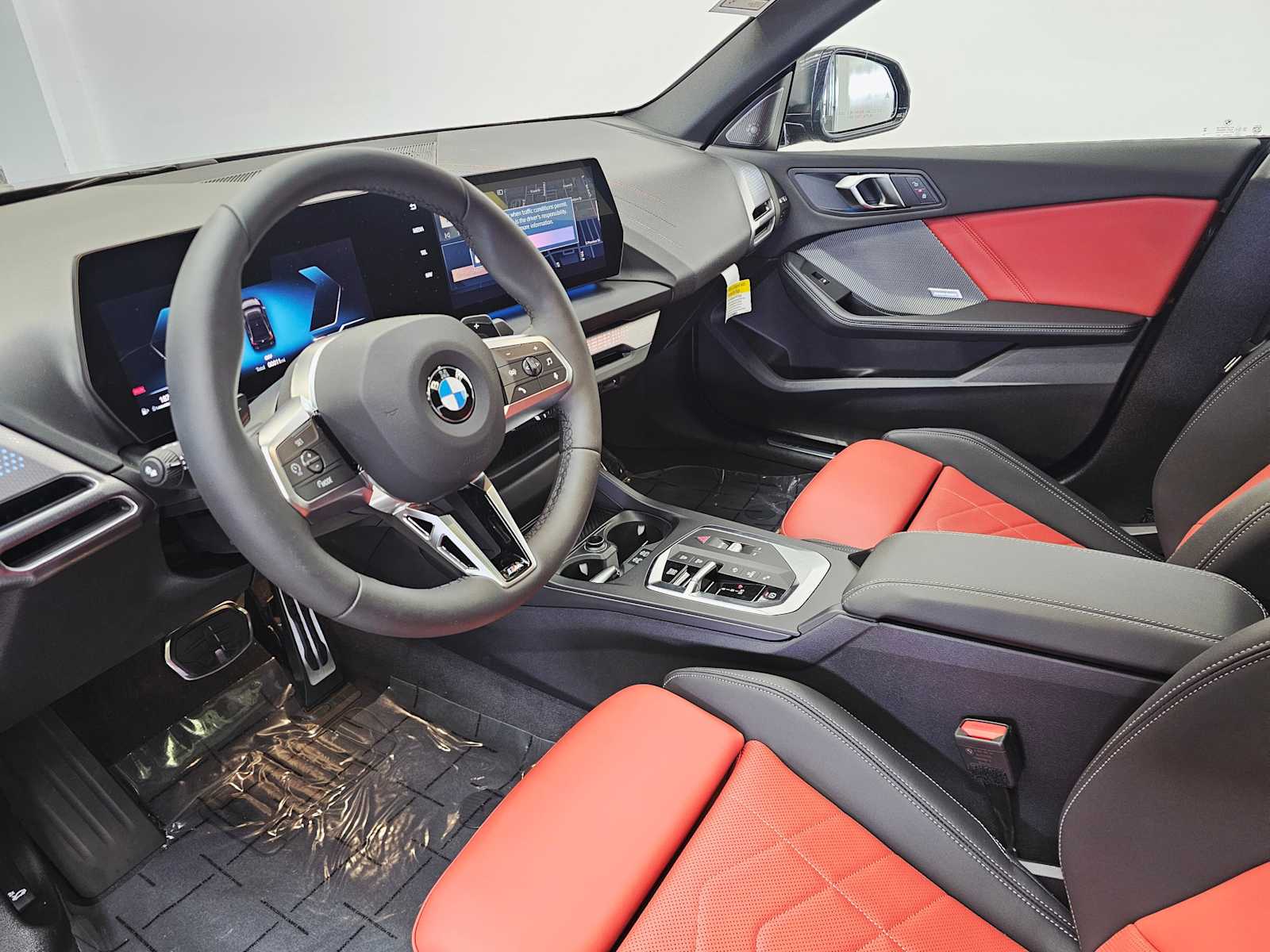 Thumbnail: 2025 BMW 2 Series - 2