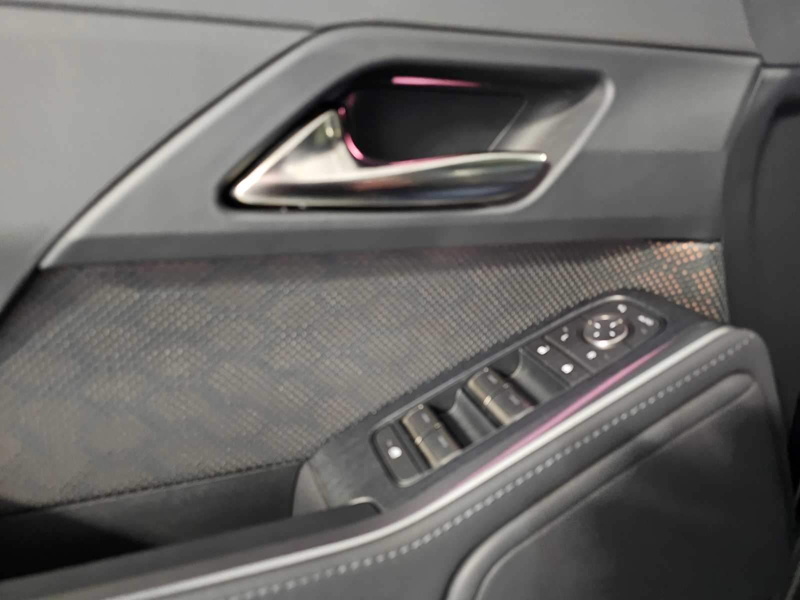 Thumbnail: 2024 Lexus GX - 29