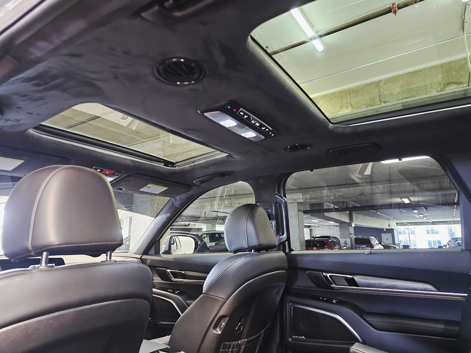 Thumbnail: 2025 Kia Telluride - 26