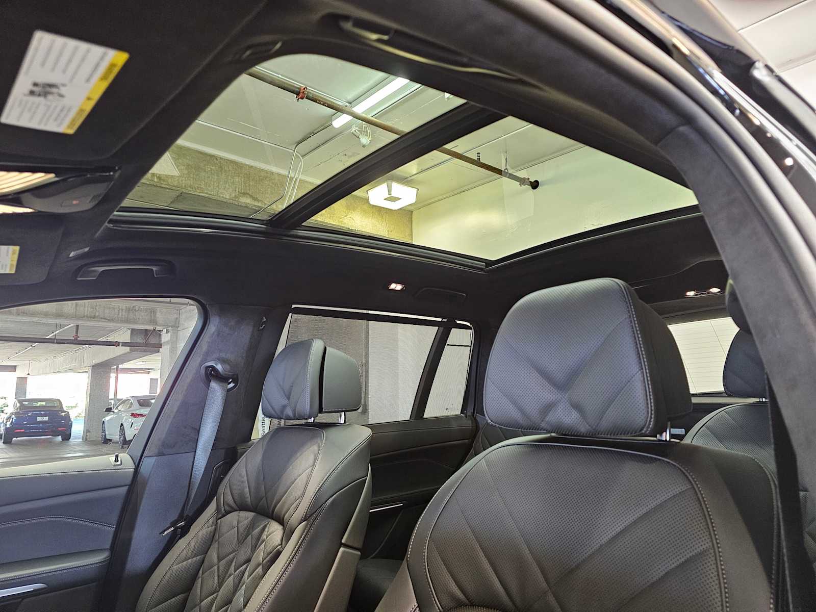 Thumbnail: 2026 BMW X7 - 24