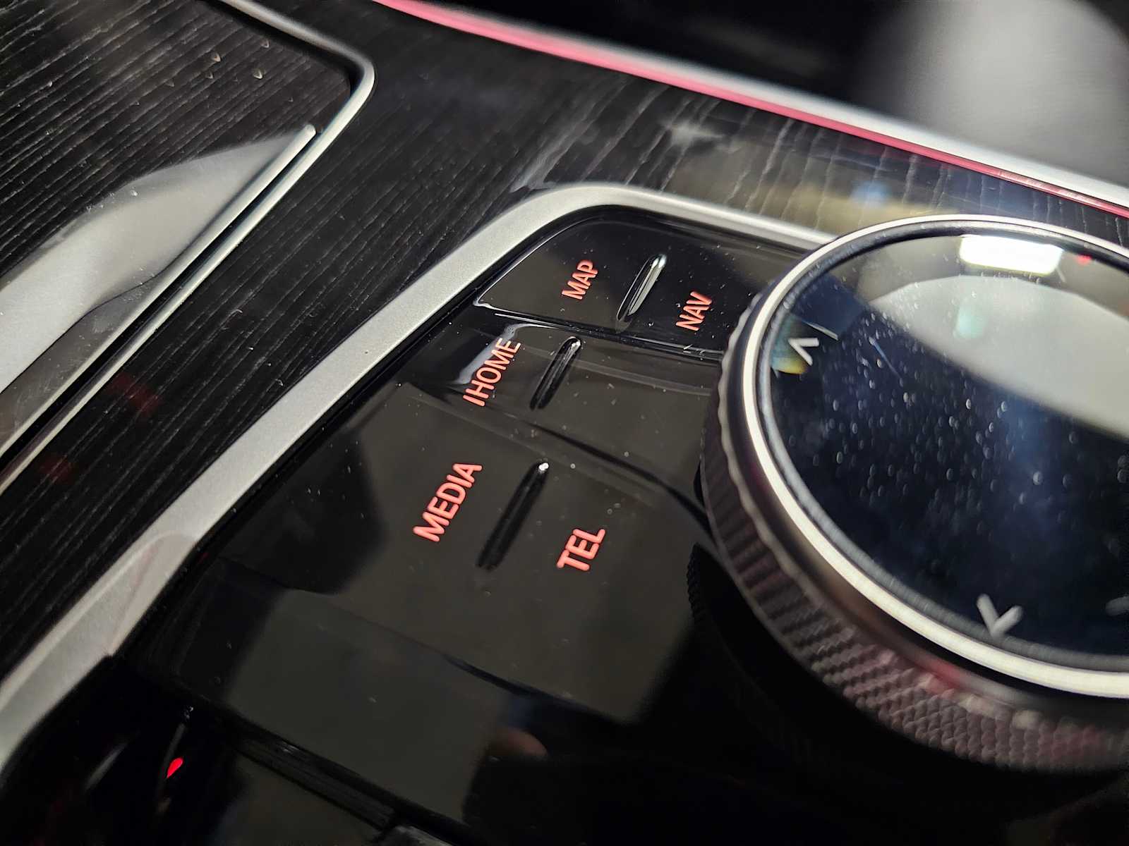 Thumbnail: 2025 BMW X7 - 26