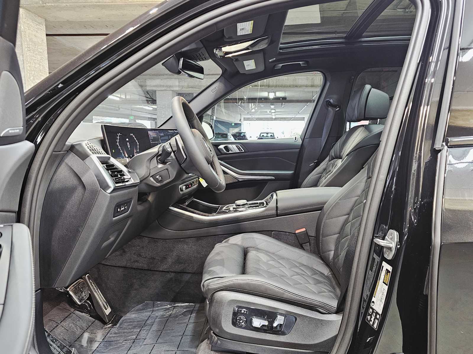 Thumbnail: 2026 BMW X5 - 23