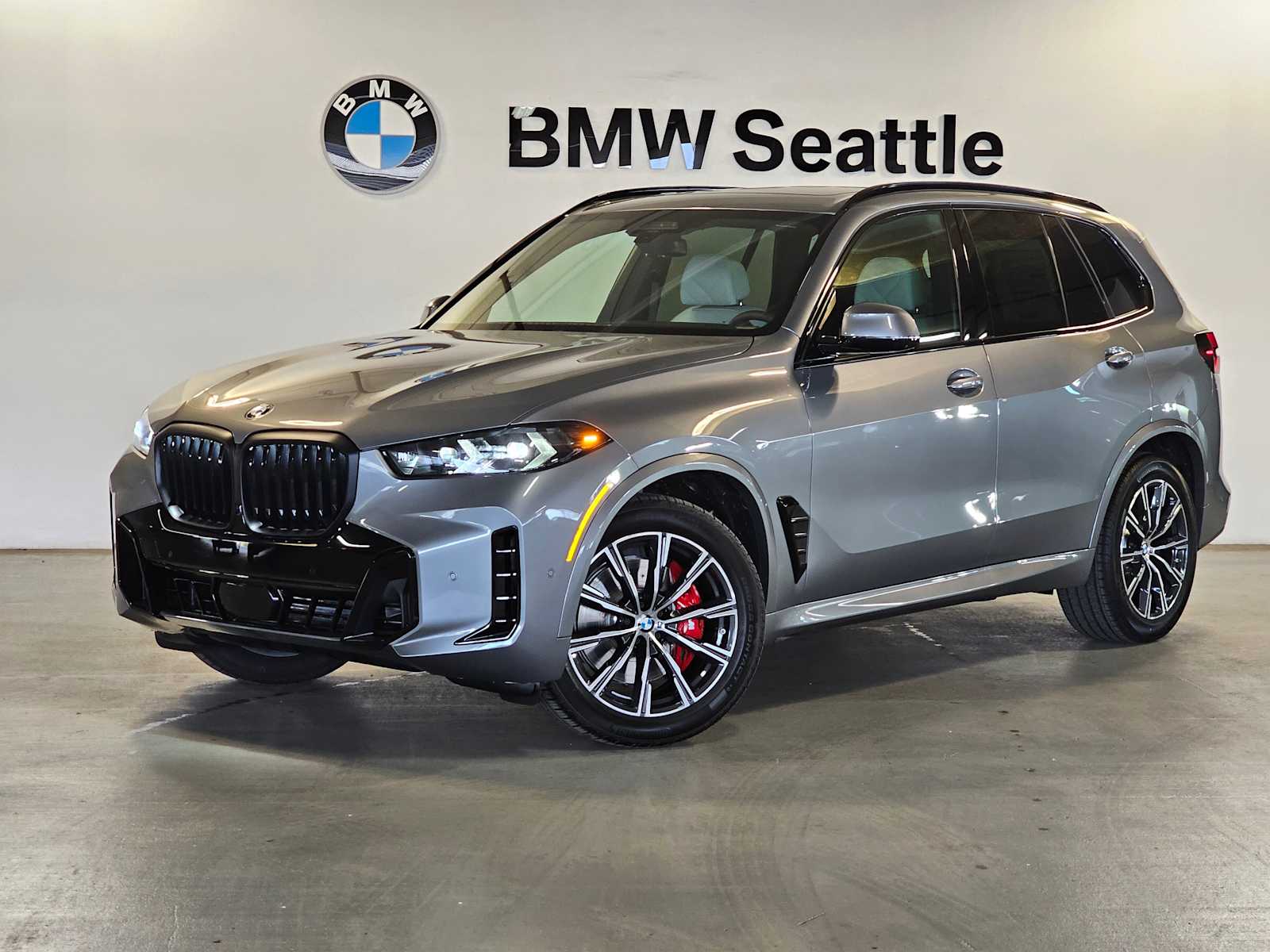 Thumbnail: 2026 BMW X5 - 1