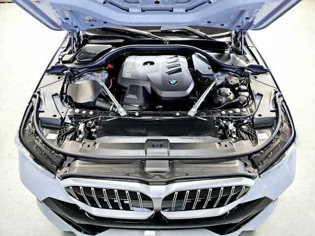 Thumbnail: 2025 BMW 5 Series - 9