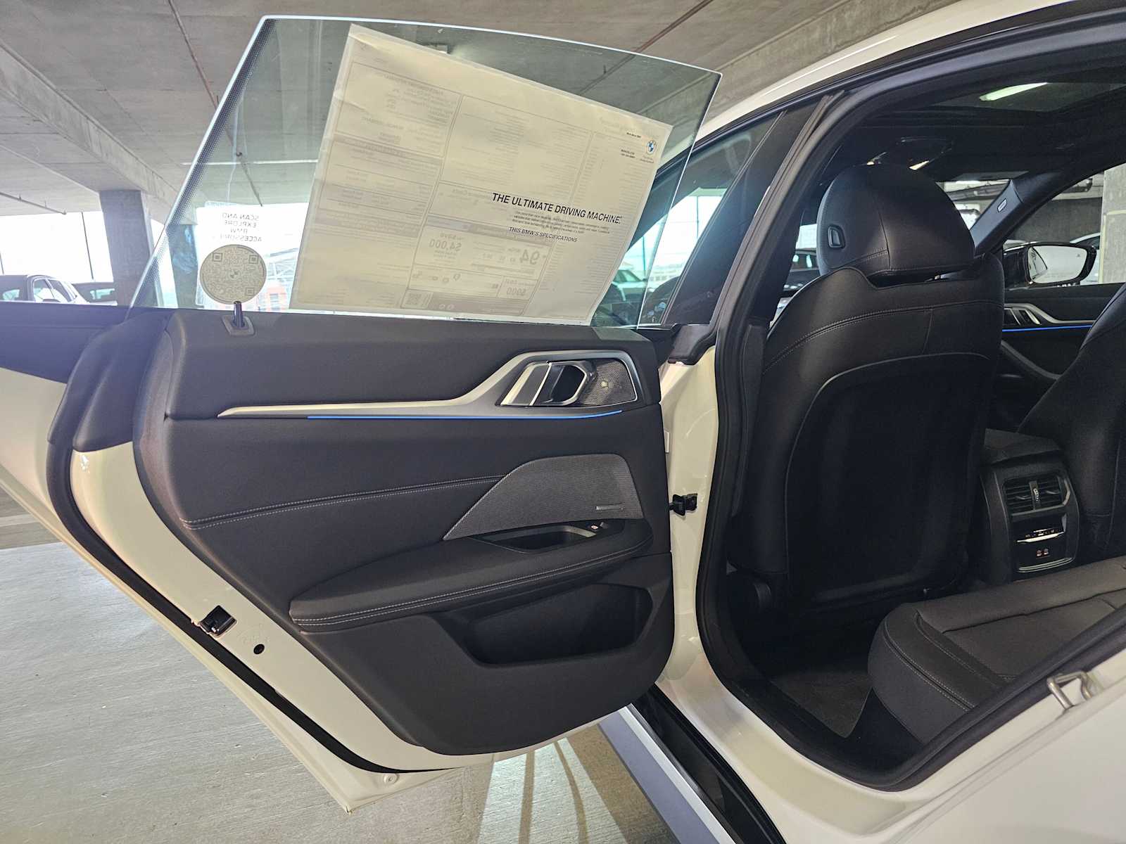 Thumbnail: 2026 BMW i4 - 33