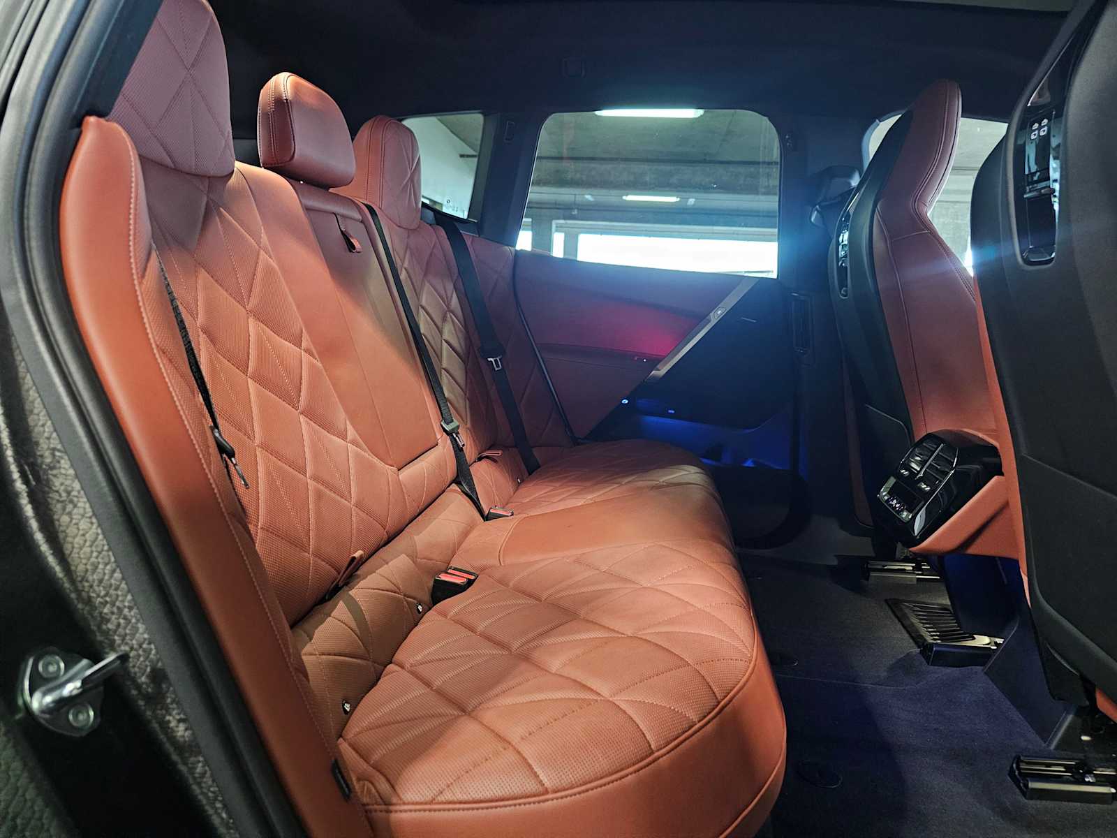 Thumbnail: 2023 BMW iX - 36