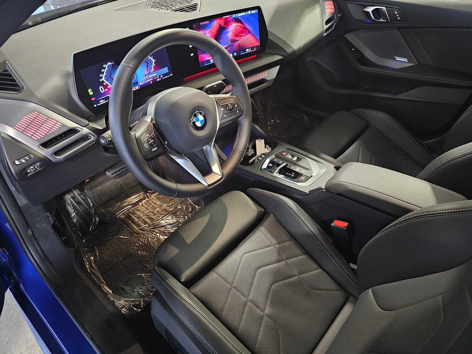 Thumbnail: 2025 BMW 2 Series - 2