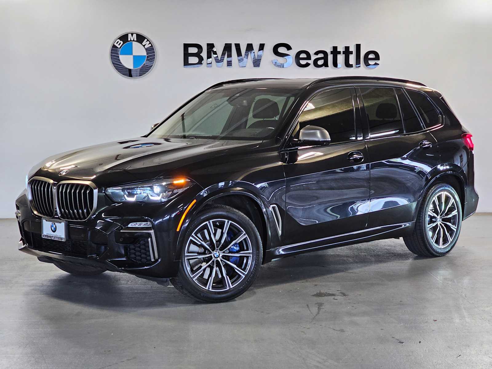2021 BMW X5 M50i