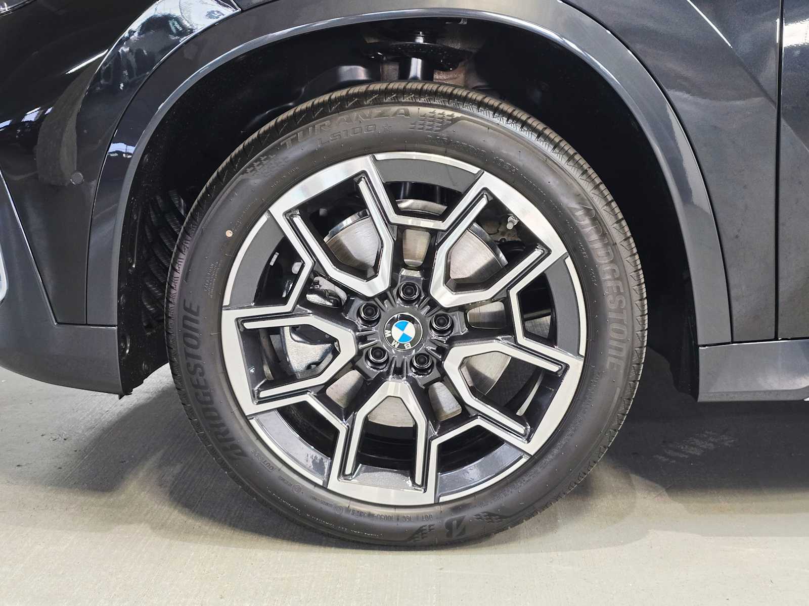 Thumbnail: 2026 BMW X1 - 8