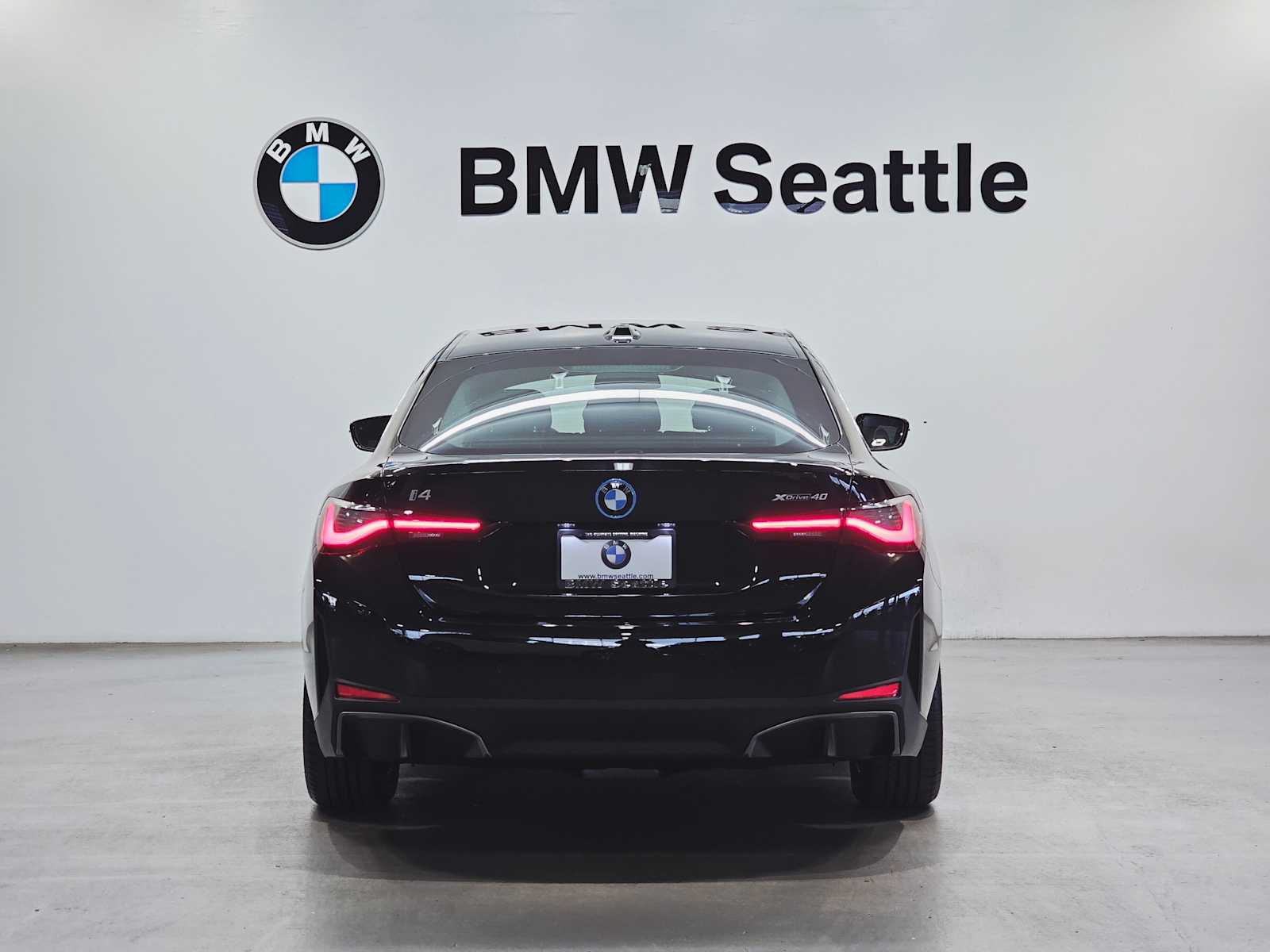 Thumbnail: 2025 BMW i4 - 5