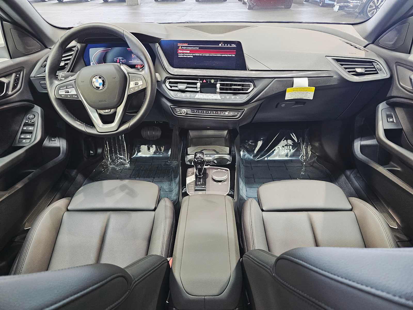 Thumbnail: 2024 BMW 2 Series - 10