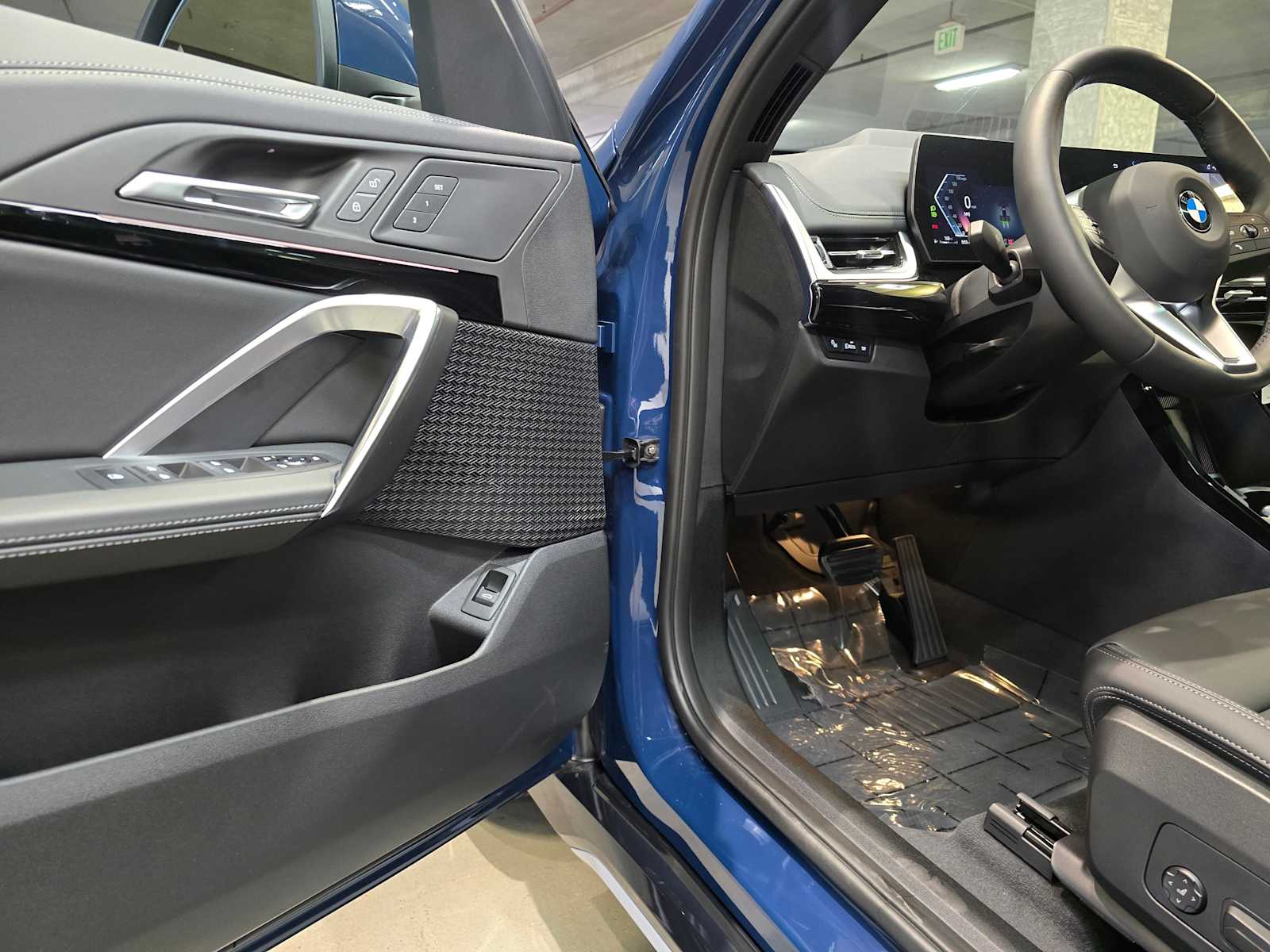 Thumbnail: 2026 BMW X1 - 23