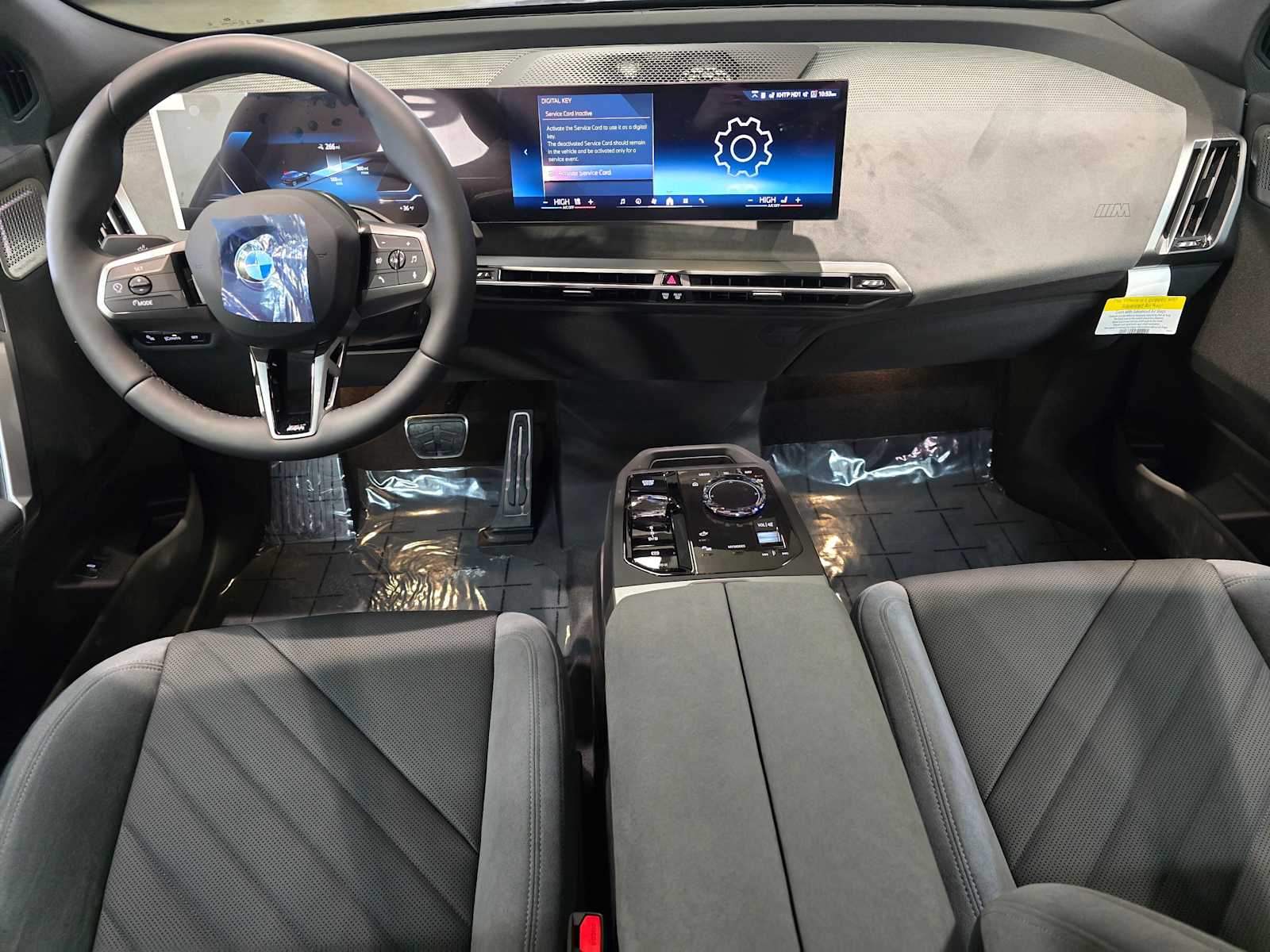 Thumbnail: 2026 BMW iX - 10