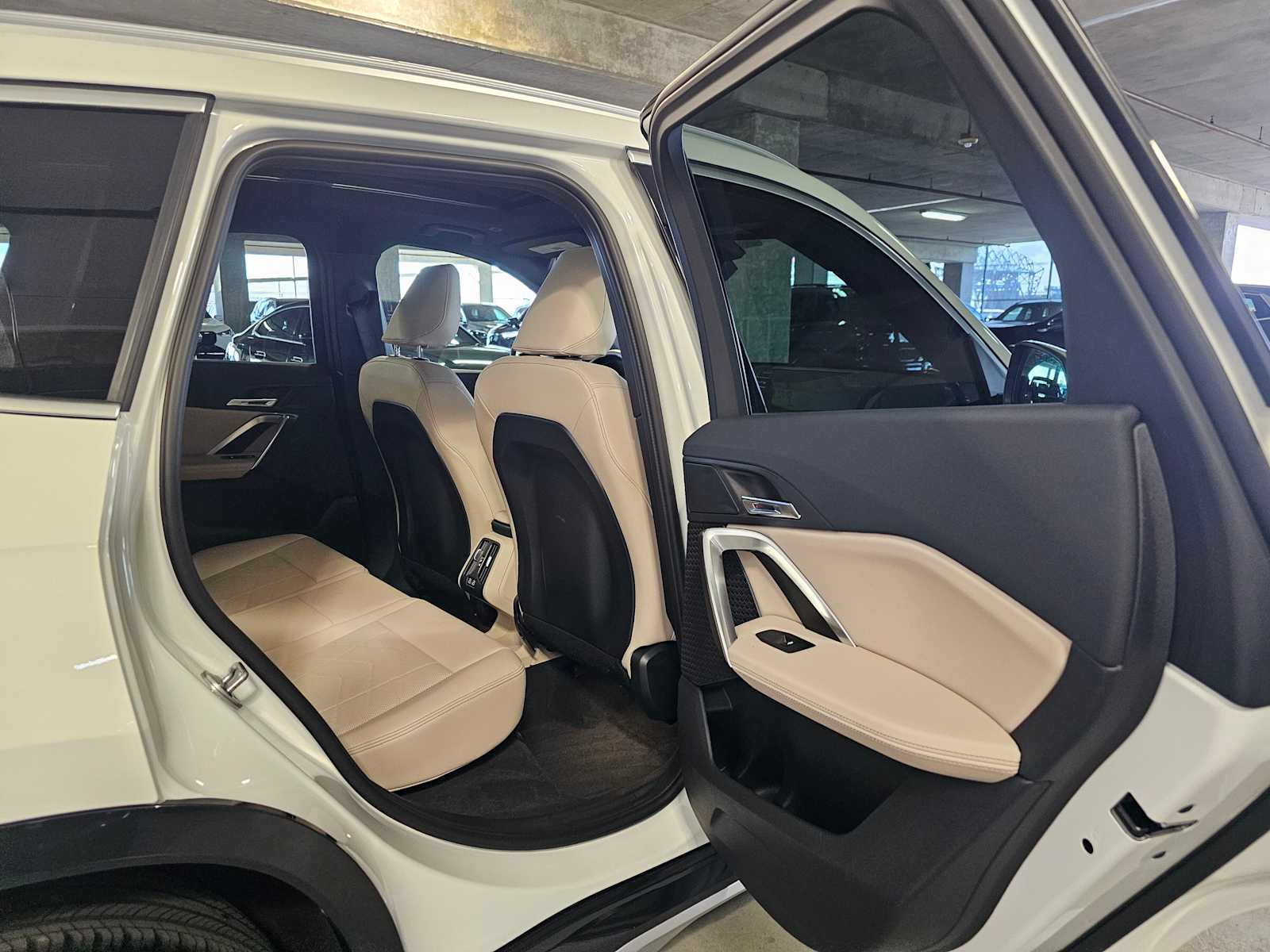 Thumbnail: 2025 BMW X1 - 36