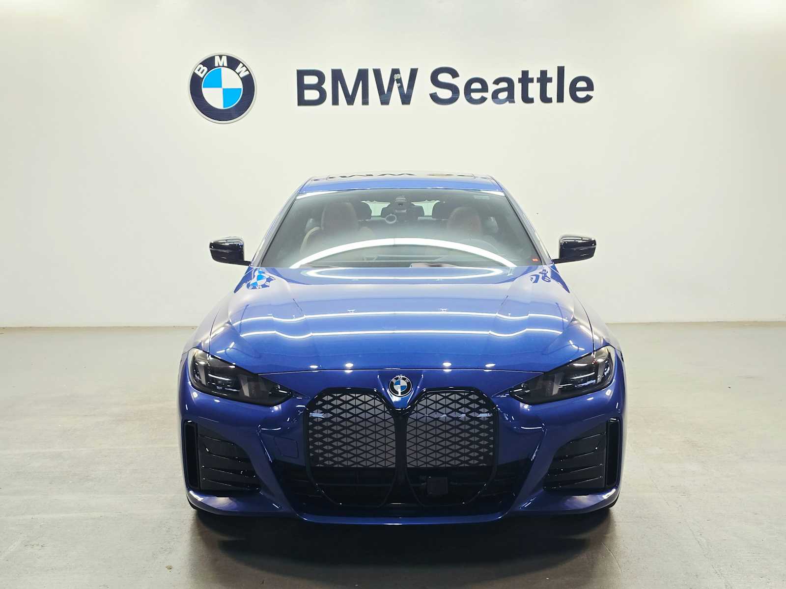 Thumbnail: 2026 BMW i4 - 6