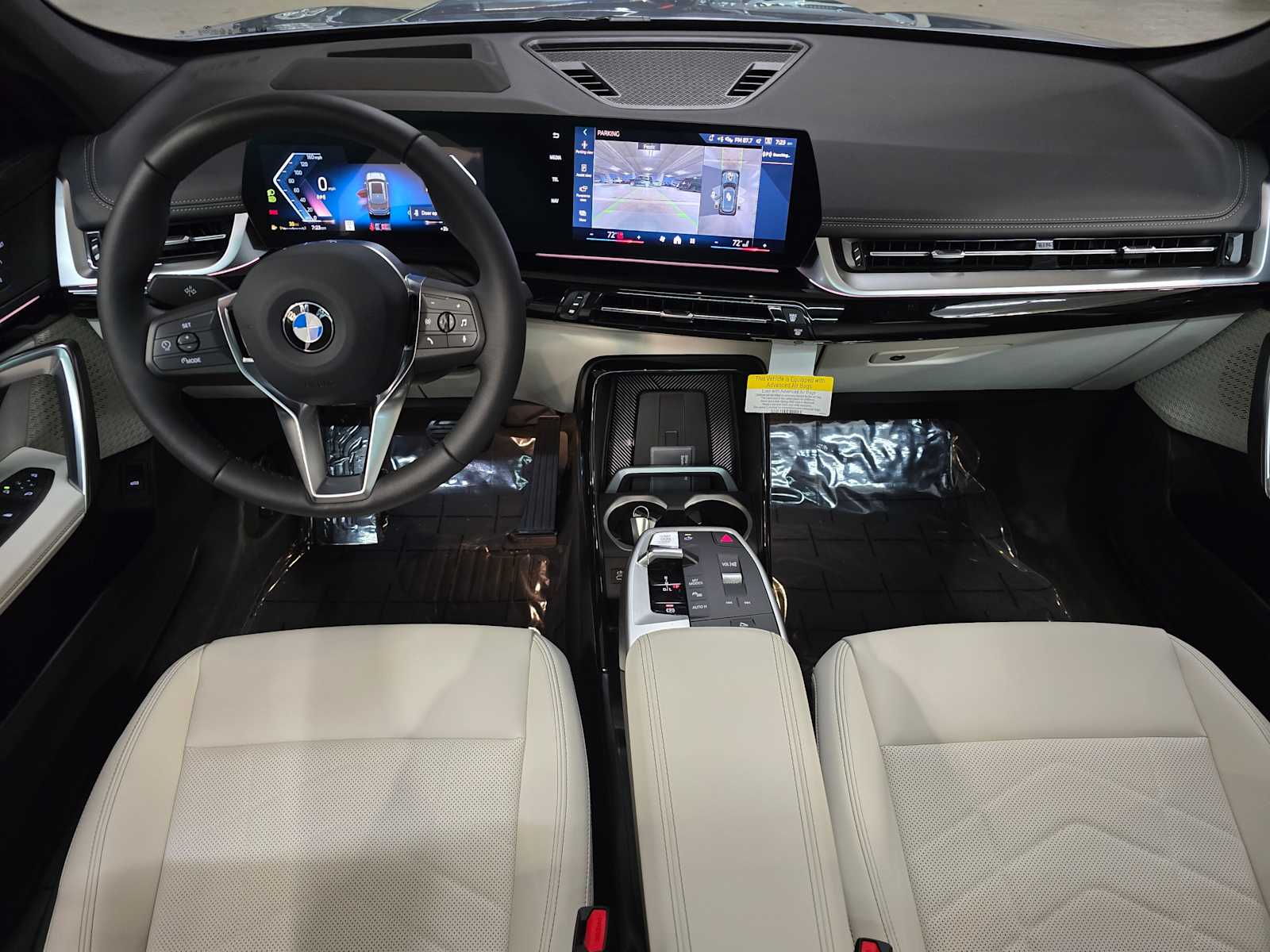 Thumbnail: 2026 BMW X1 - 10