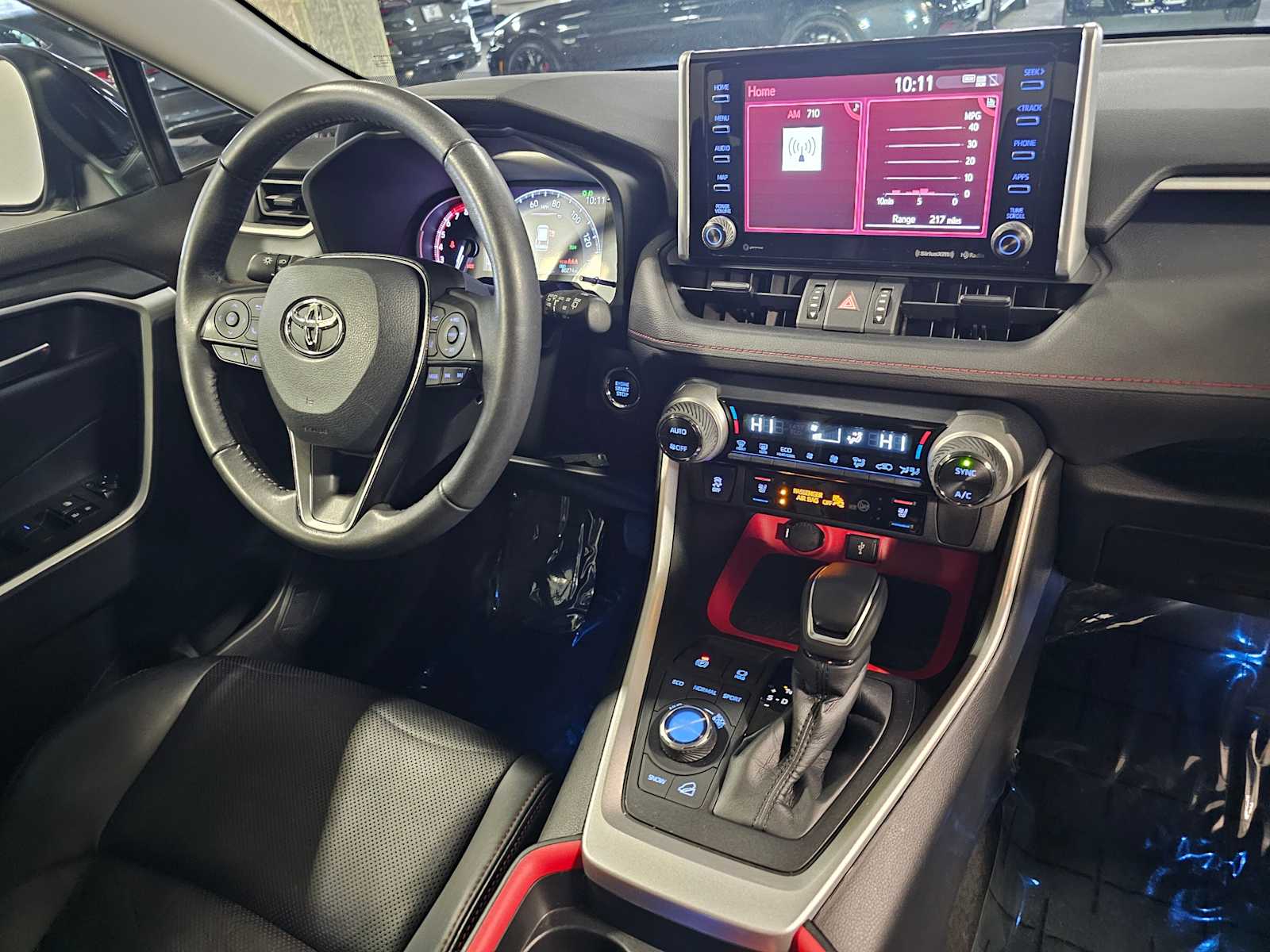 Thumbnail: 2021 Toyota RAV4 - 41